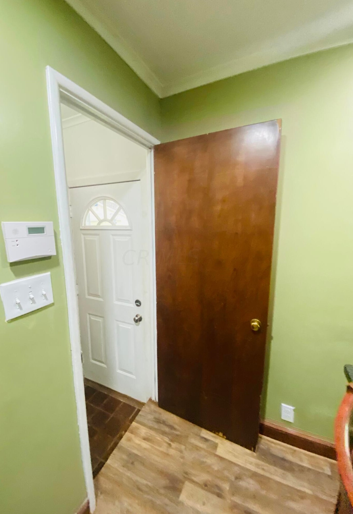 910 Byron Ave, Columbus OH  43227-1005 exterior