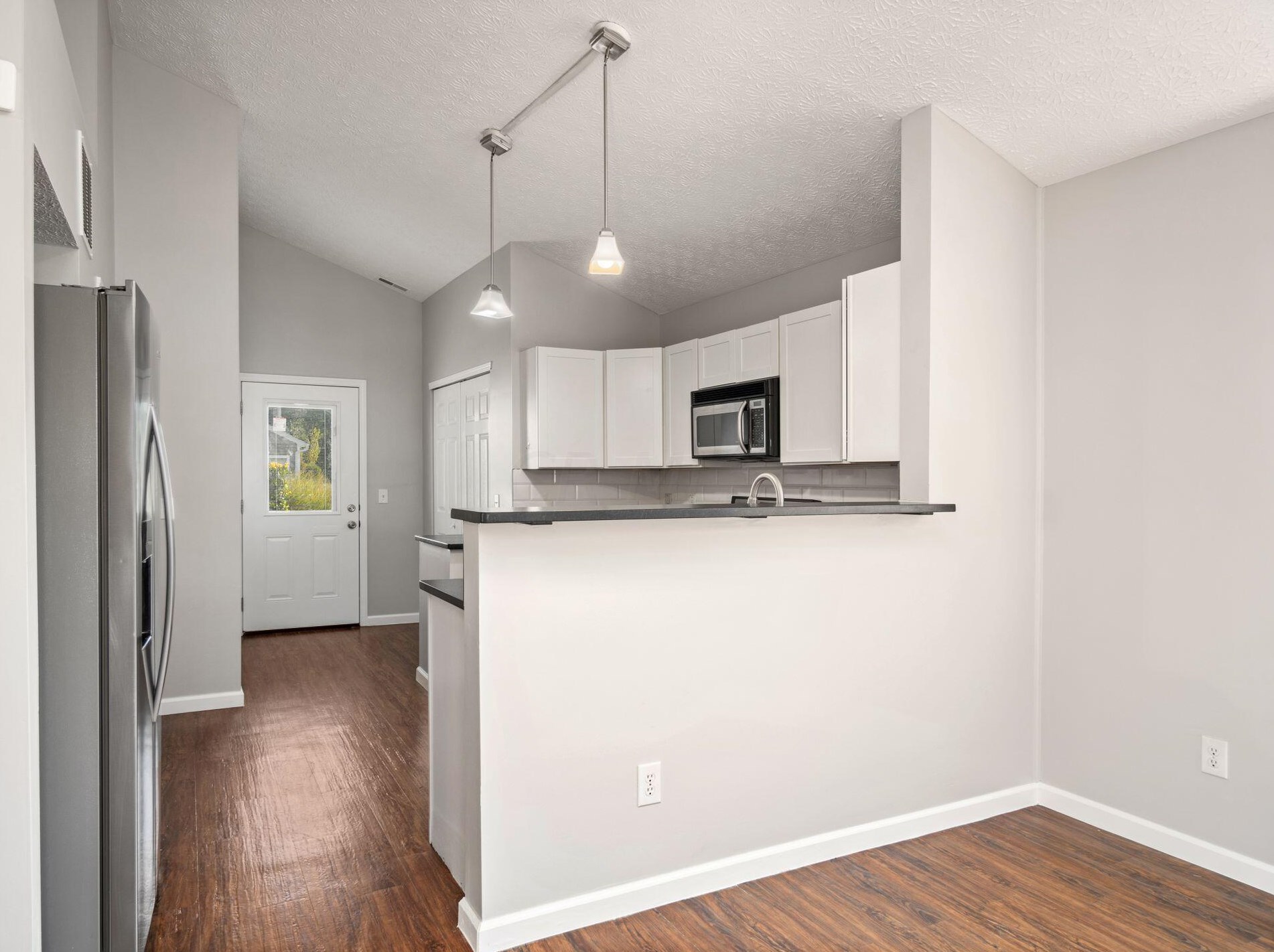 3805 Bay Village St, Columbus OH  43232-4969 exterior