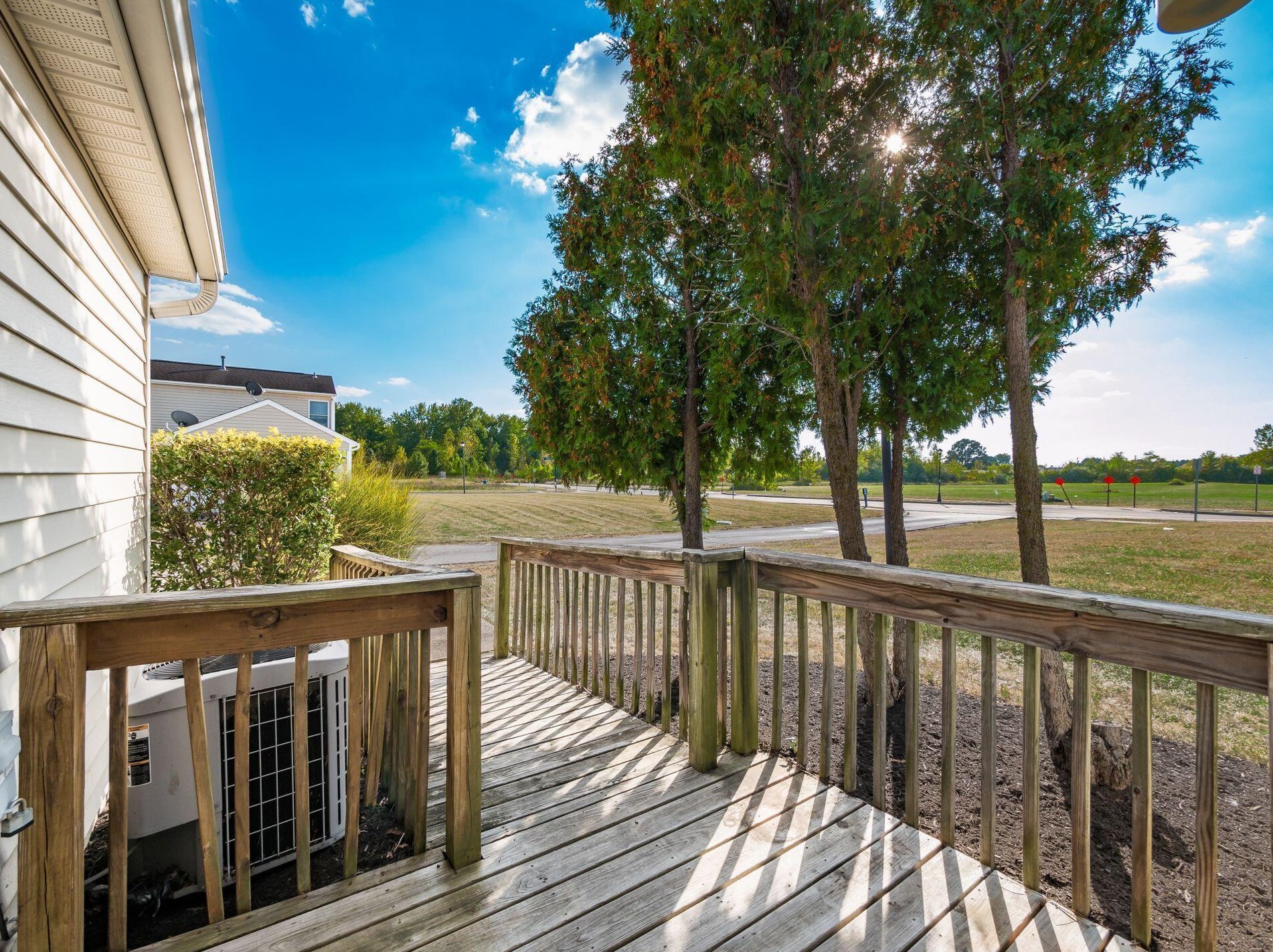 3805 Bay Village St, Columbus OH  43232-4969 exterior