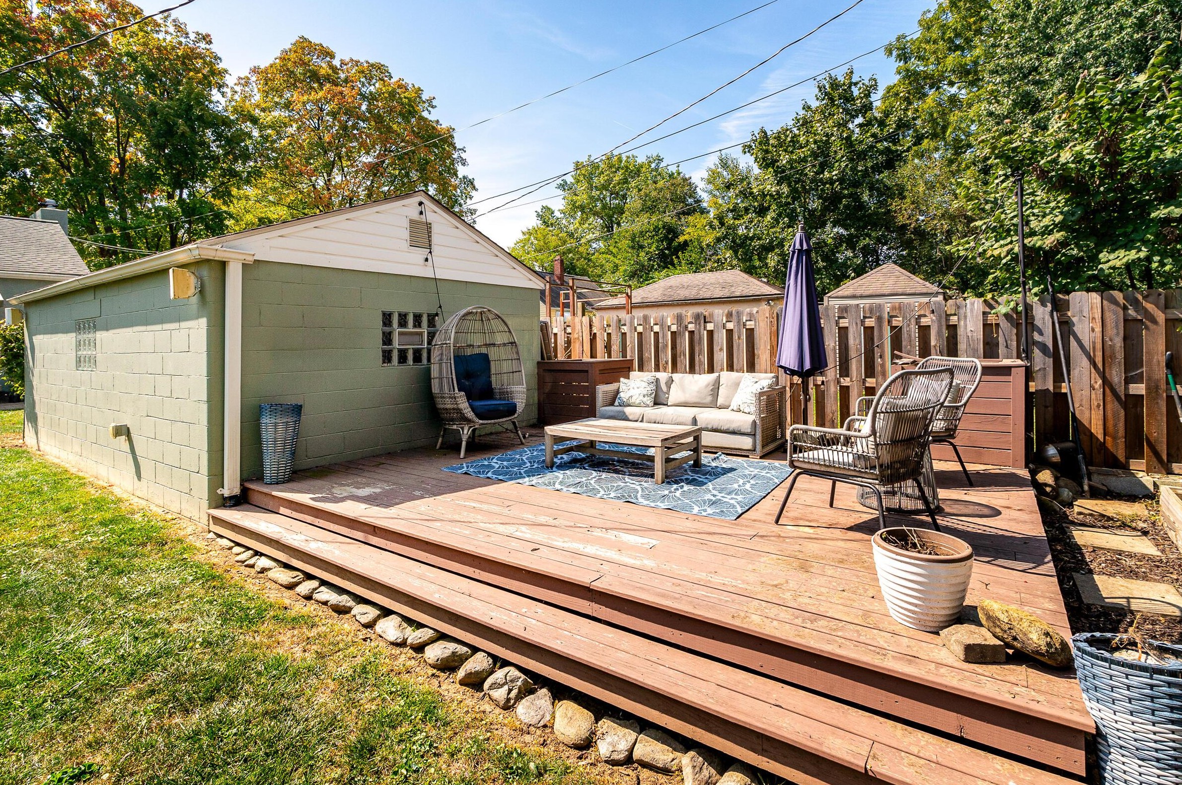 330 Weisheimer Rd, Columbus OH 43214-2146 exterior