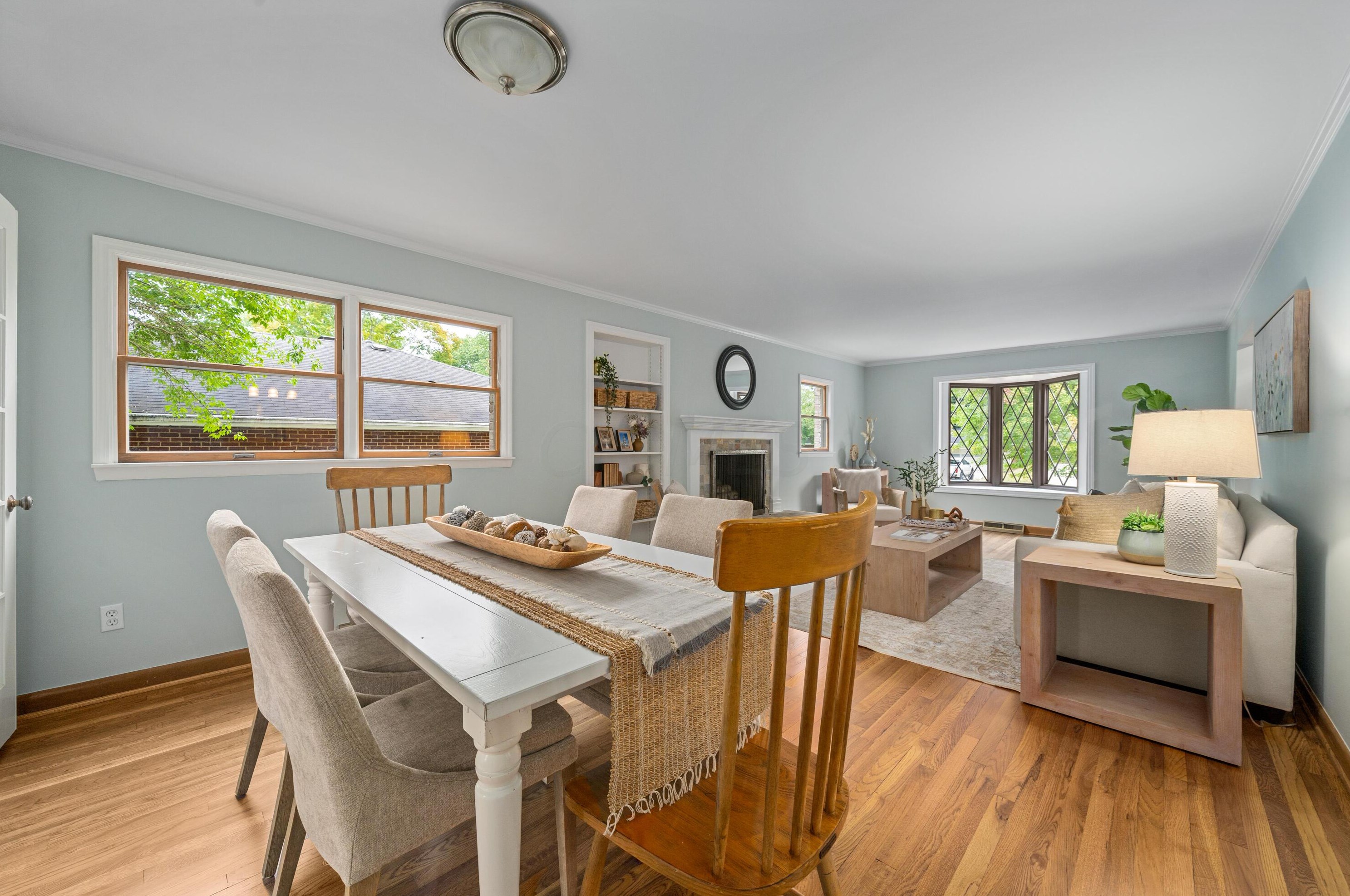 149 Ceramic Dr, Columbus OH 43214-3003 exterior