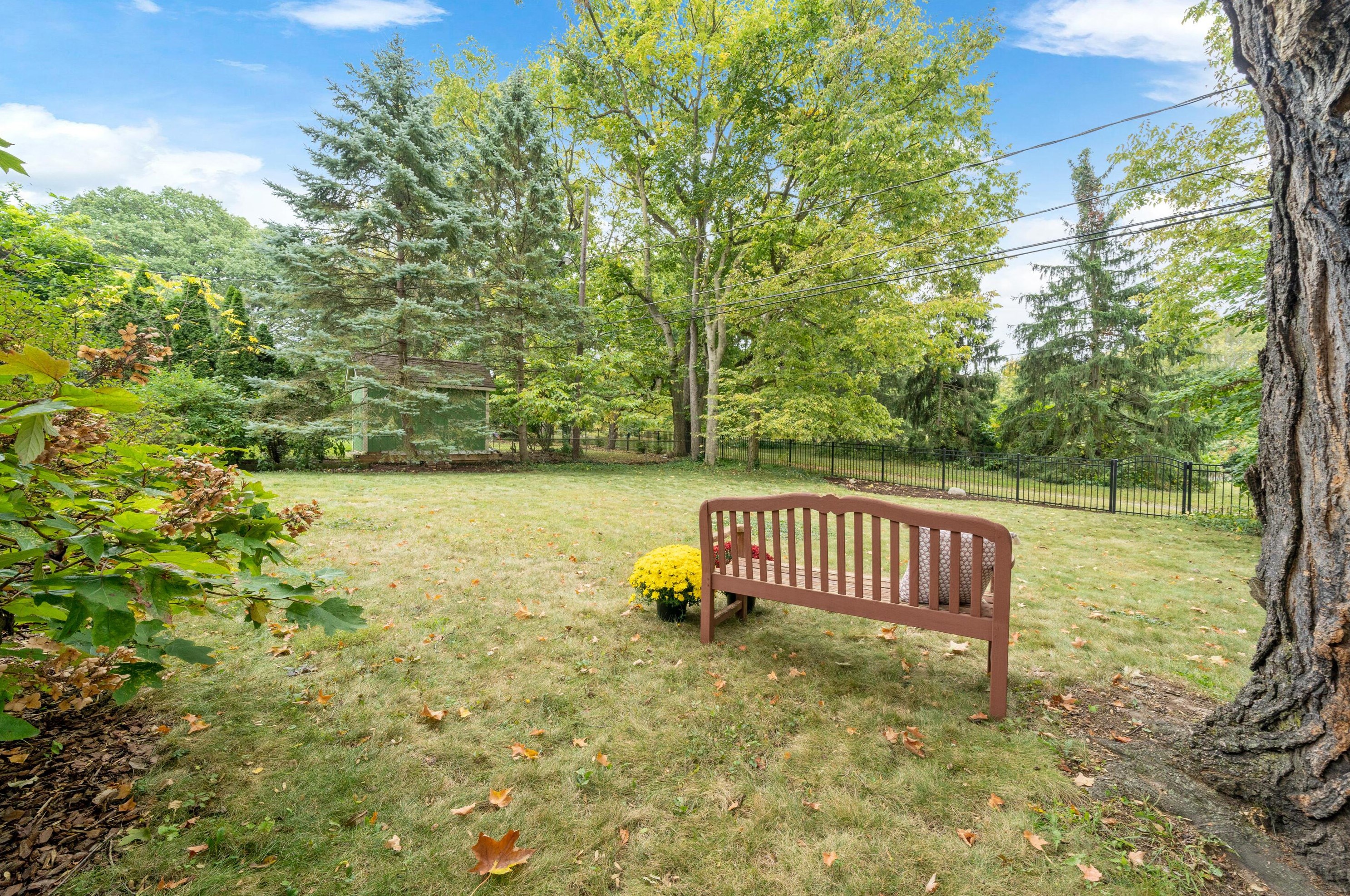 149 Ceramic Dr, Columbus OH 43214-3003 exterior