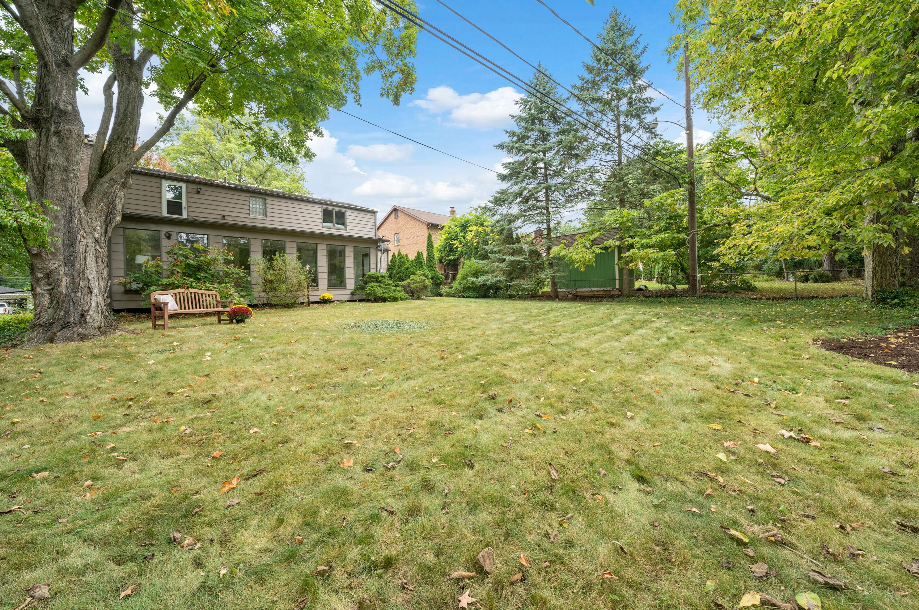 149 Ceramic Dr, Columbus OH 43214-3003 exterior