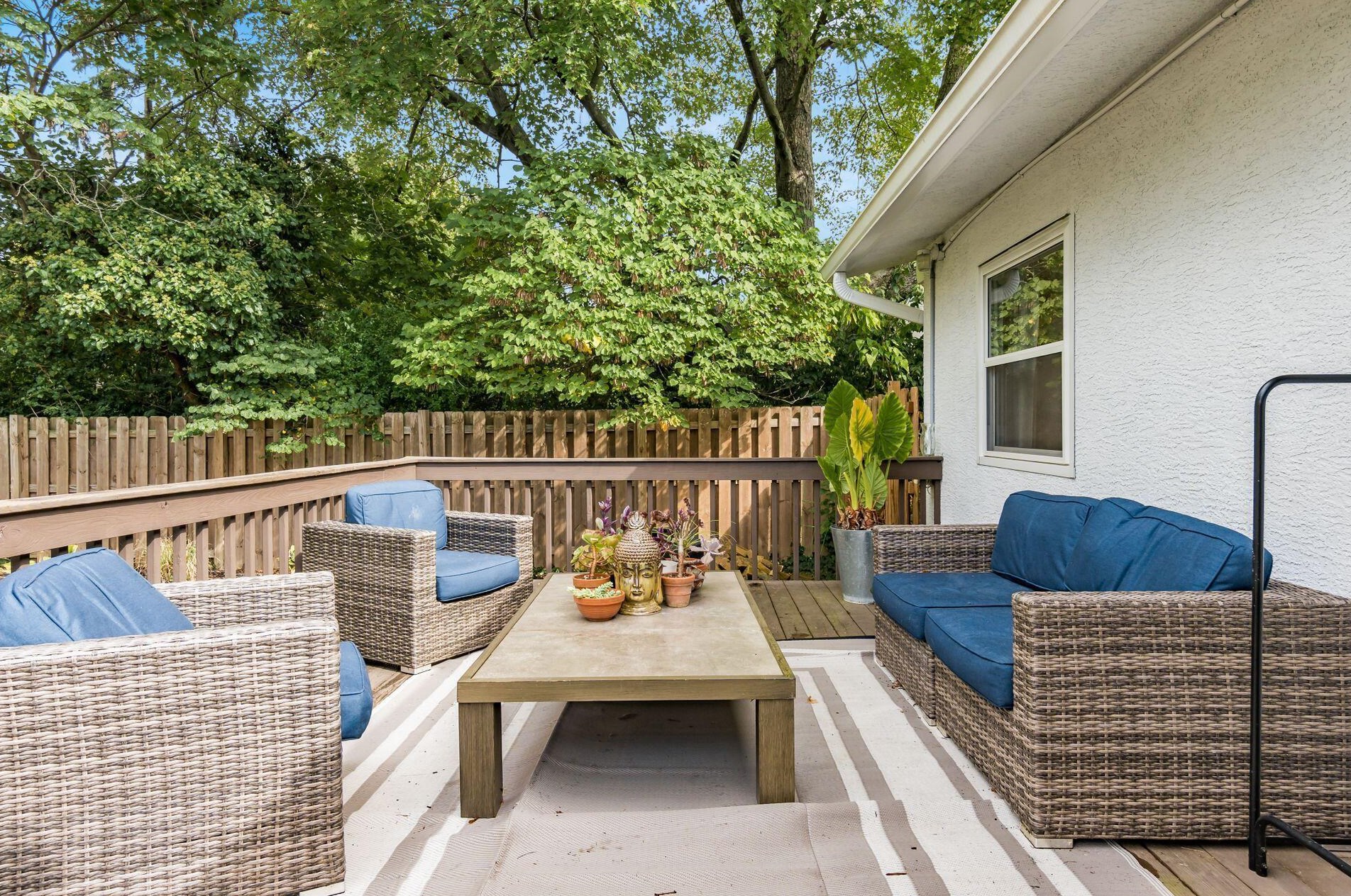 1800 Merriweather Dr, Columbus OH 43221-1326 exterior