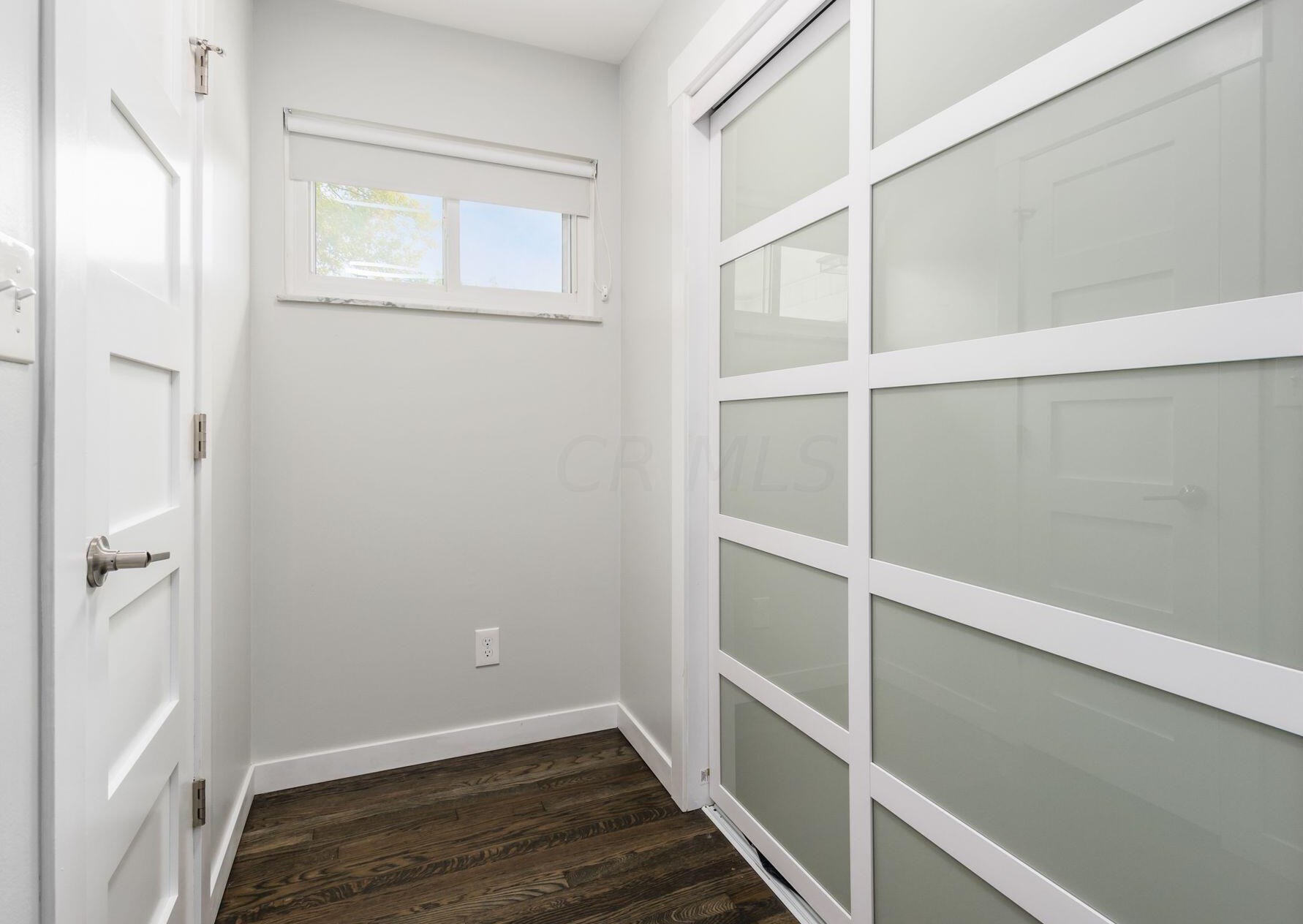 1800 Merriweather Dr, Columbus OH 43221-1326 exterior