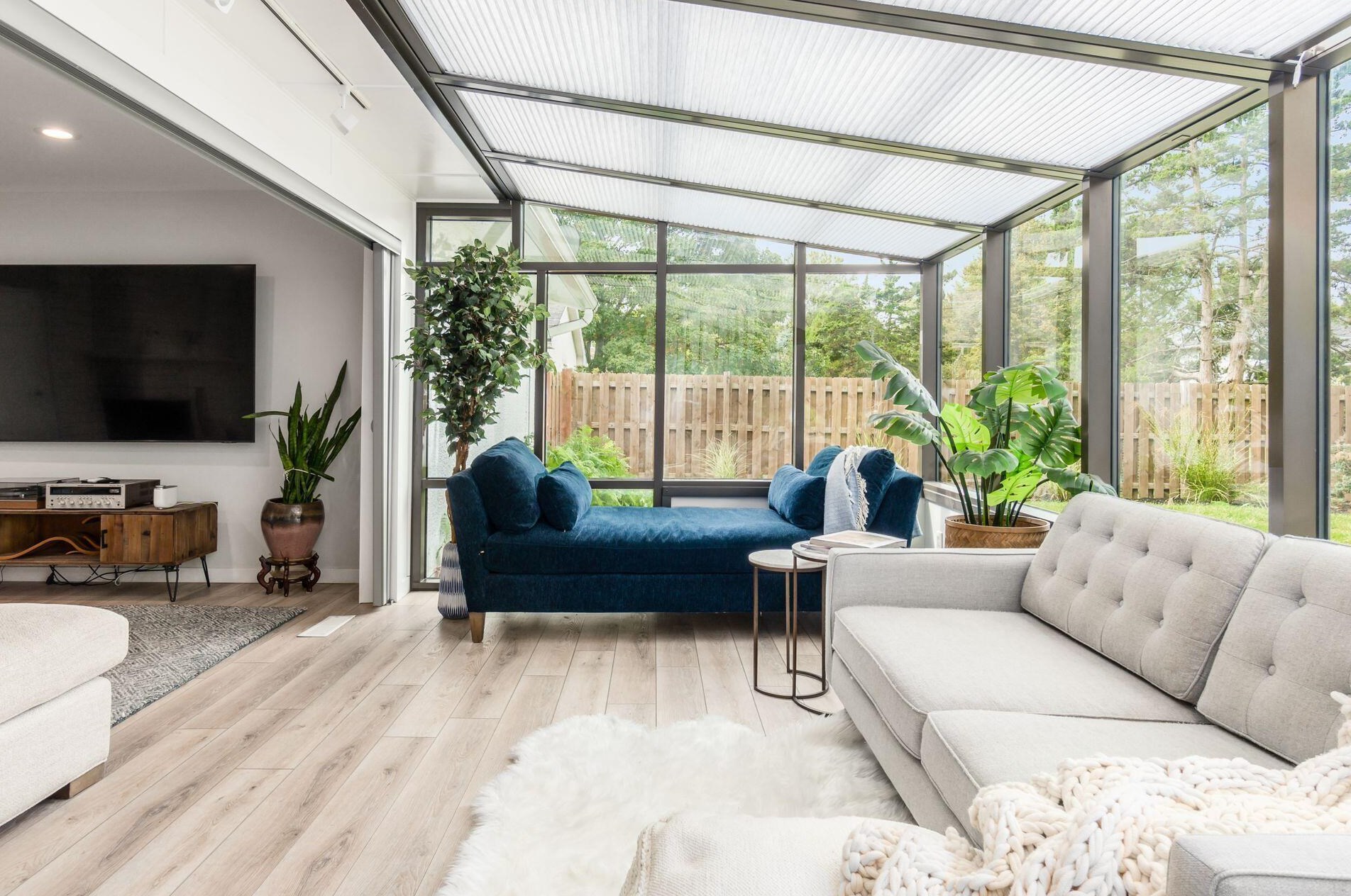 1800 Merriweather Dr, Columbus OH 43221-1326 exterior