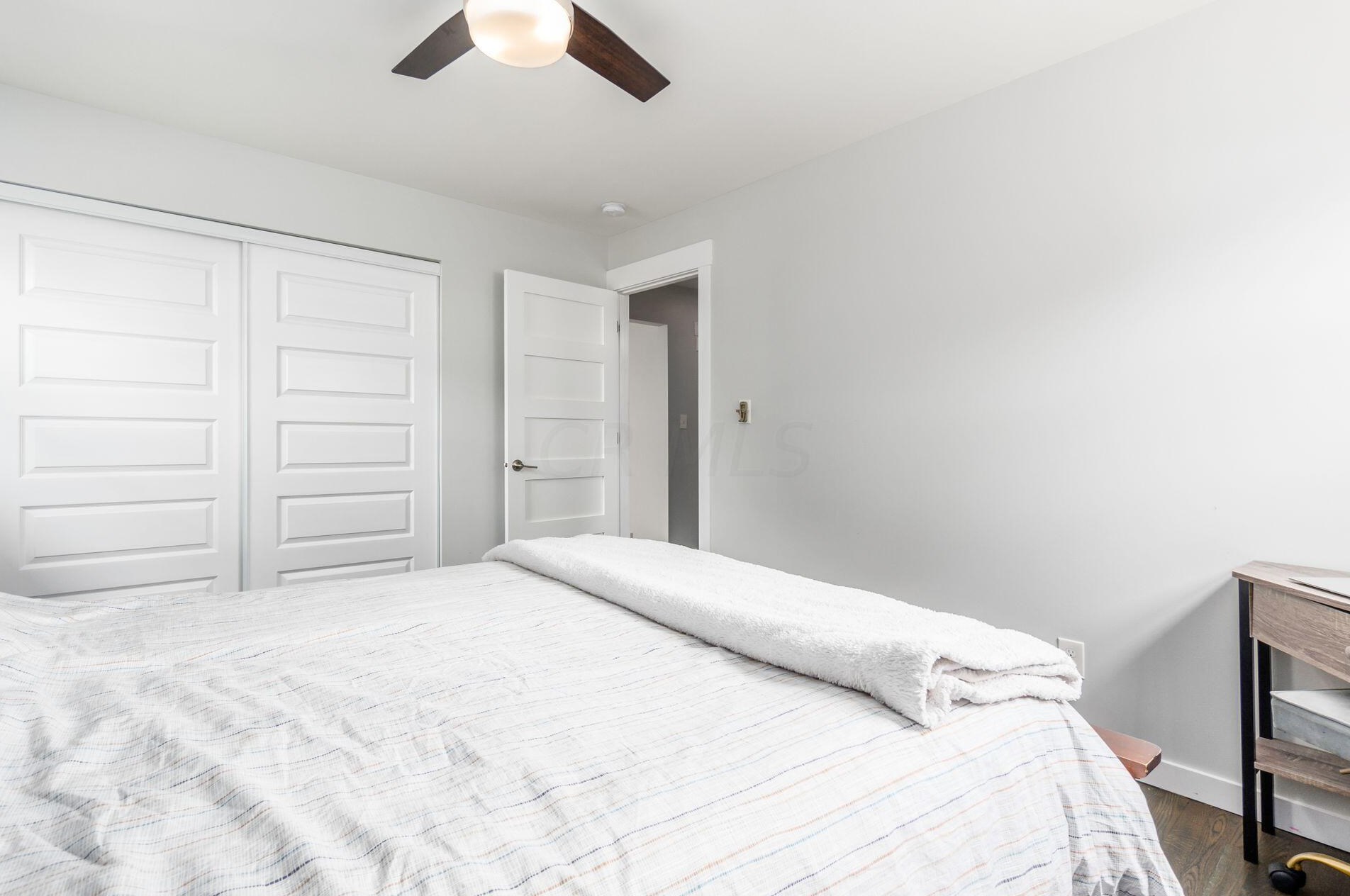 1800 Merriweather Dr, Columbus OH 43221-1326 exterior