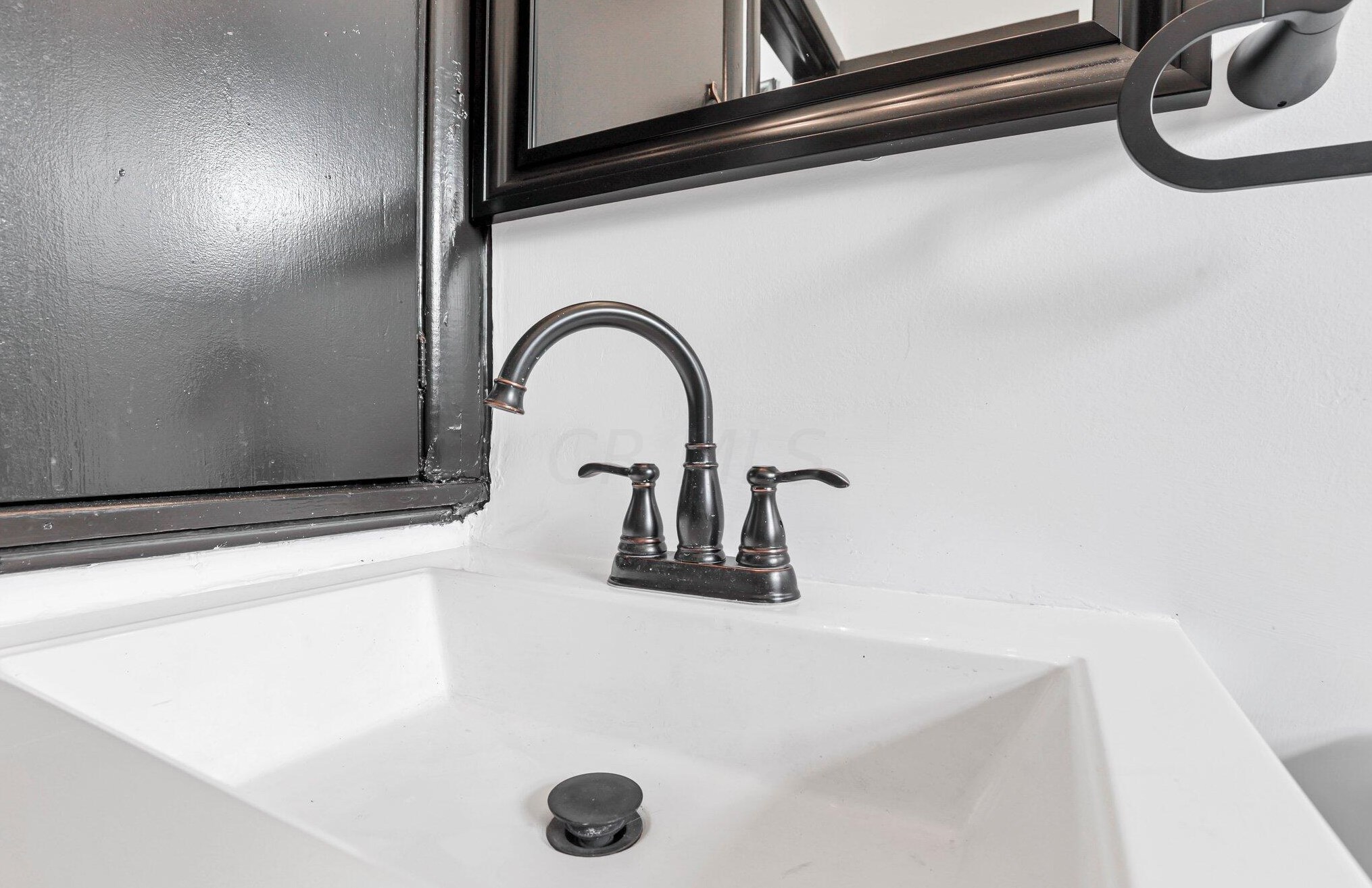 188 Clarendon Ave, Columbus OH 43223-1007 exterior