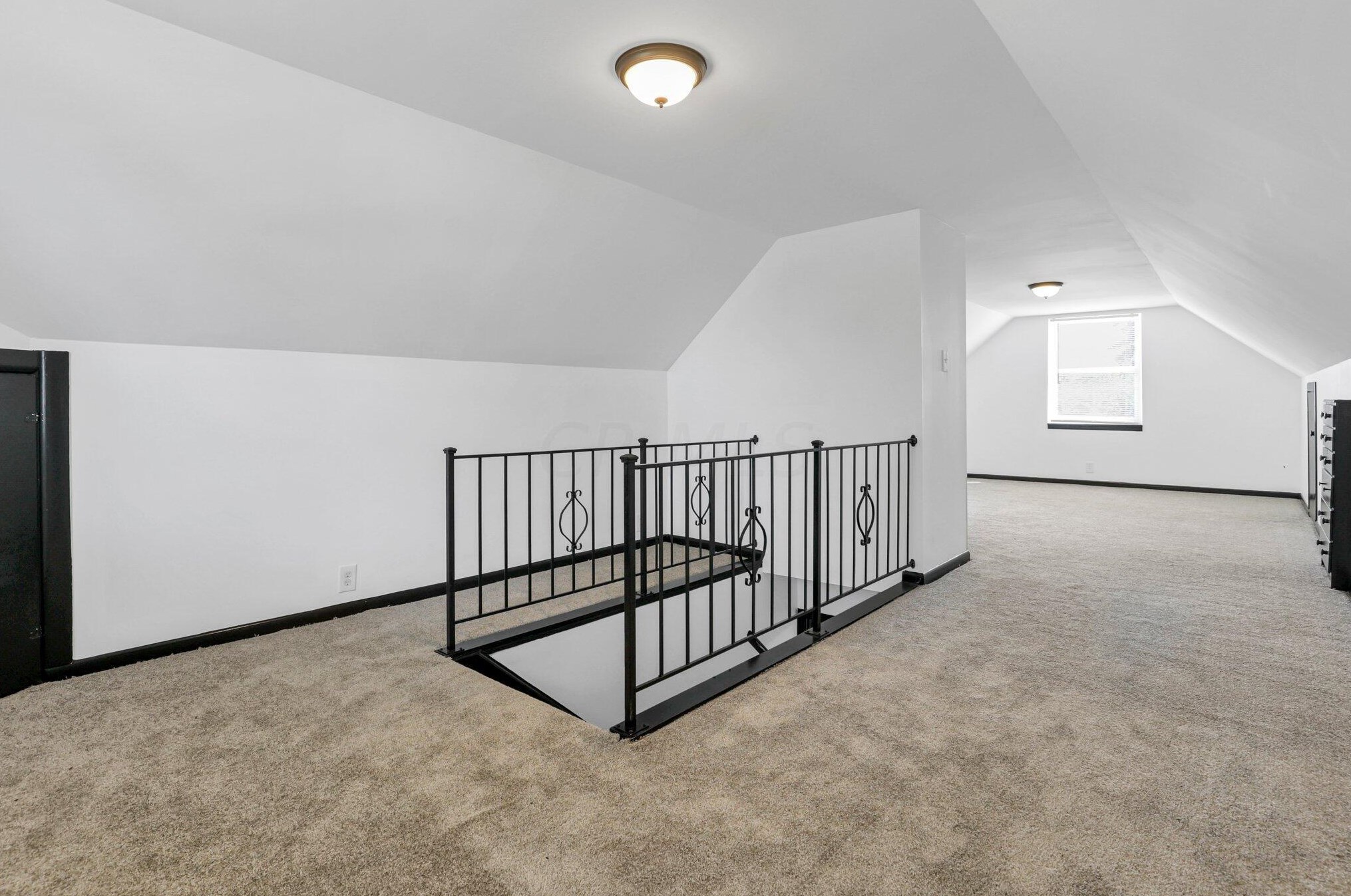 188 Clarendon Ave, Columbus OH 43223-1007 exterior