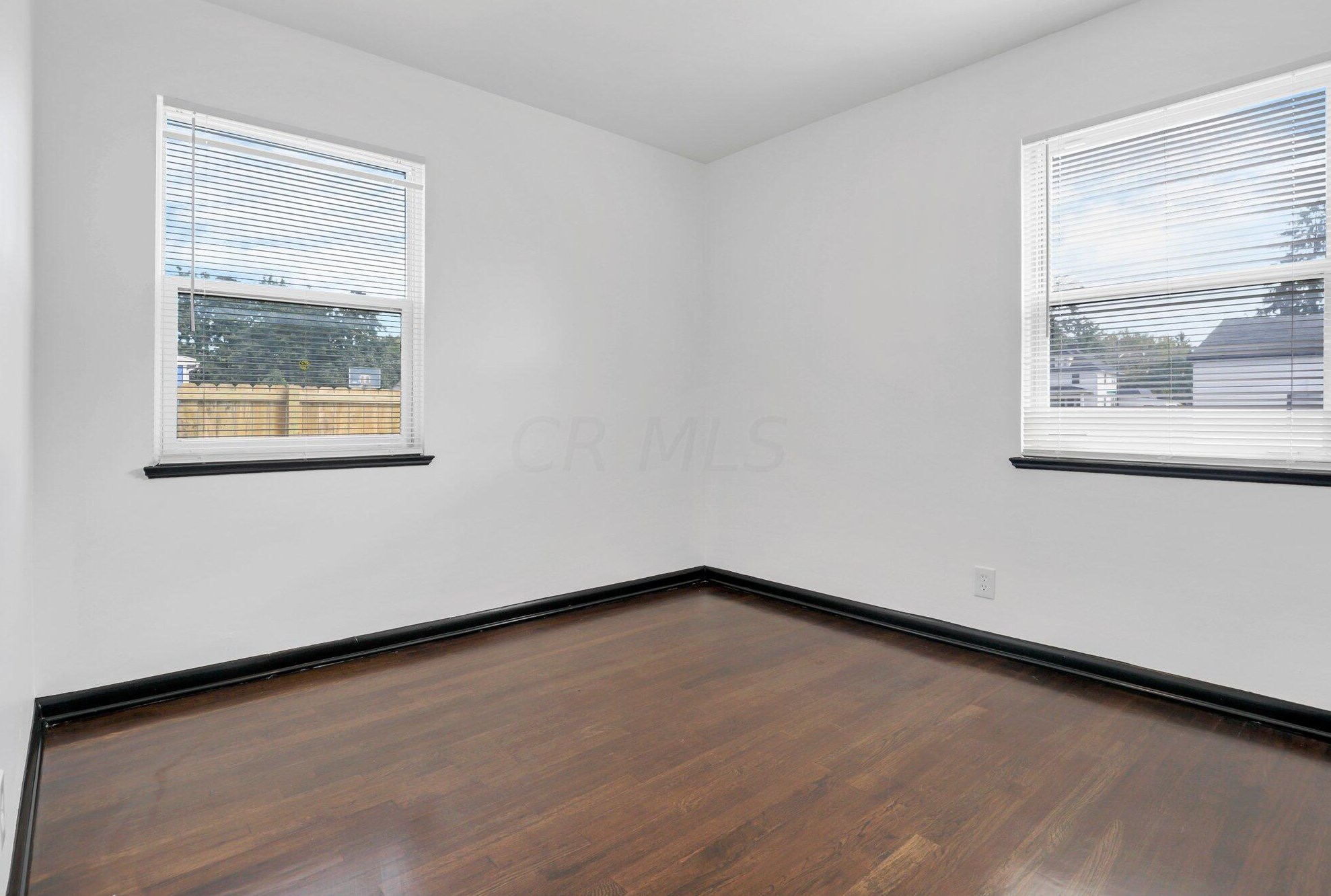 188 Clarendon Ave, Columbus OH 43223-1007 exterior