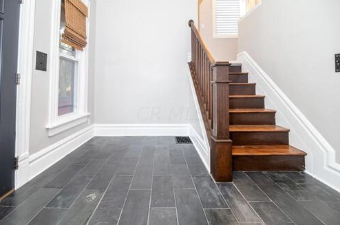 1349 Dennison Ave, Columbus OH 43201-3416 exterior