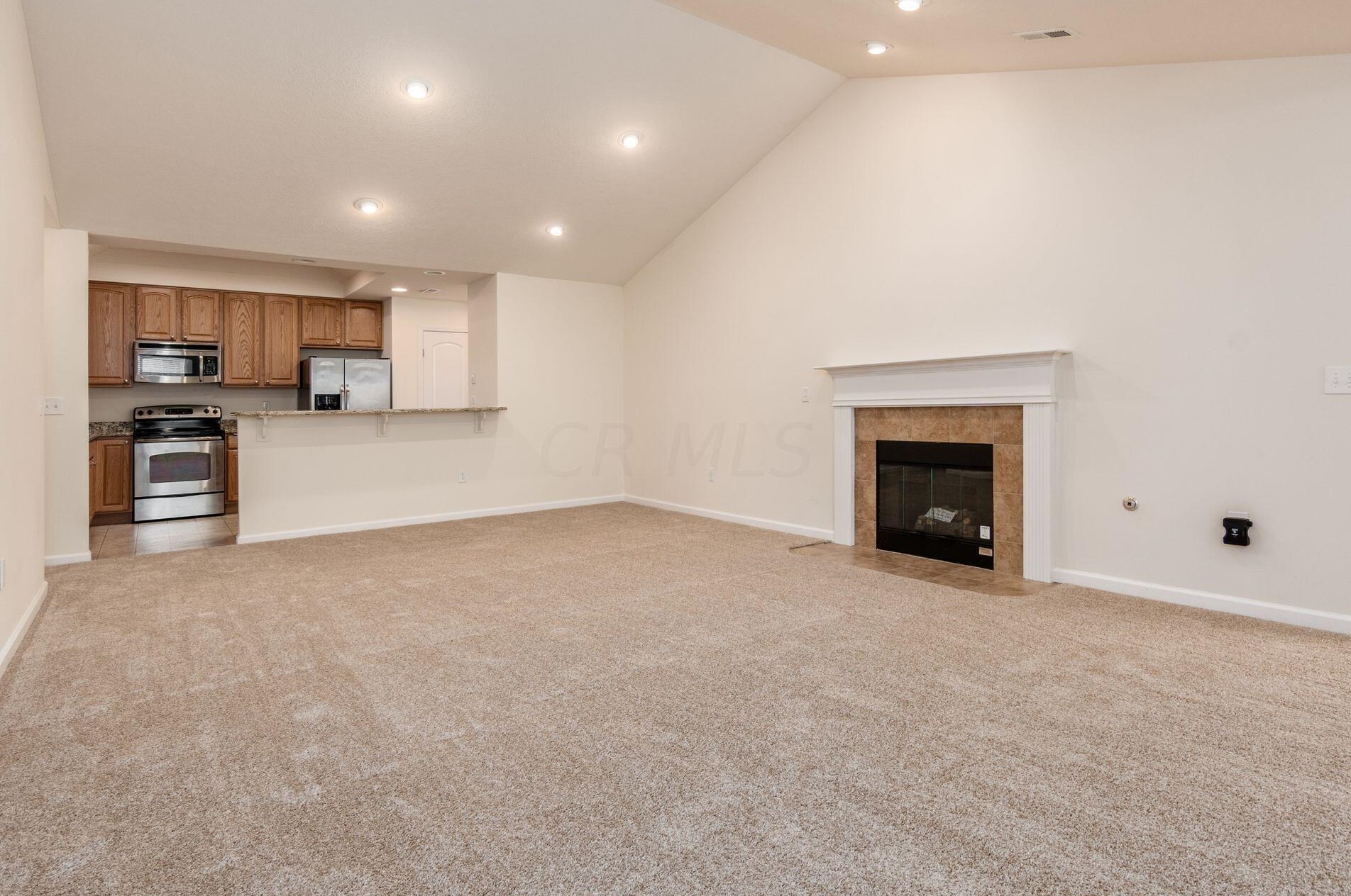 7965 Ravine Run Ln, Columbus OH 43235-6456 exterior