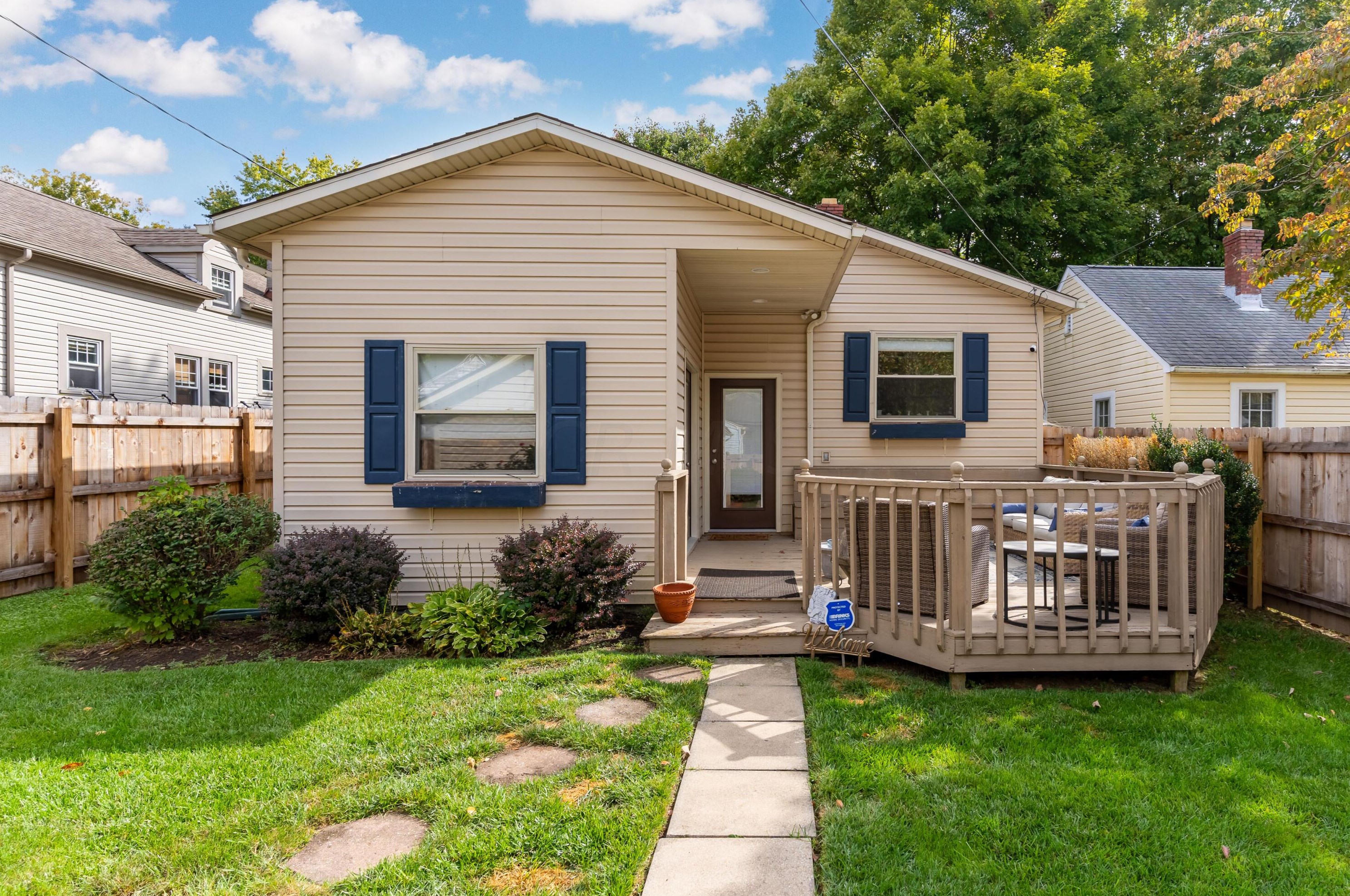 823 Franklin Ave, Lancaster OH  43130-2726 exterior