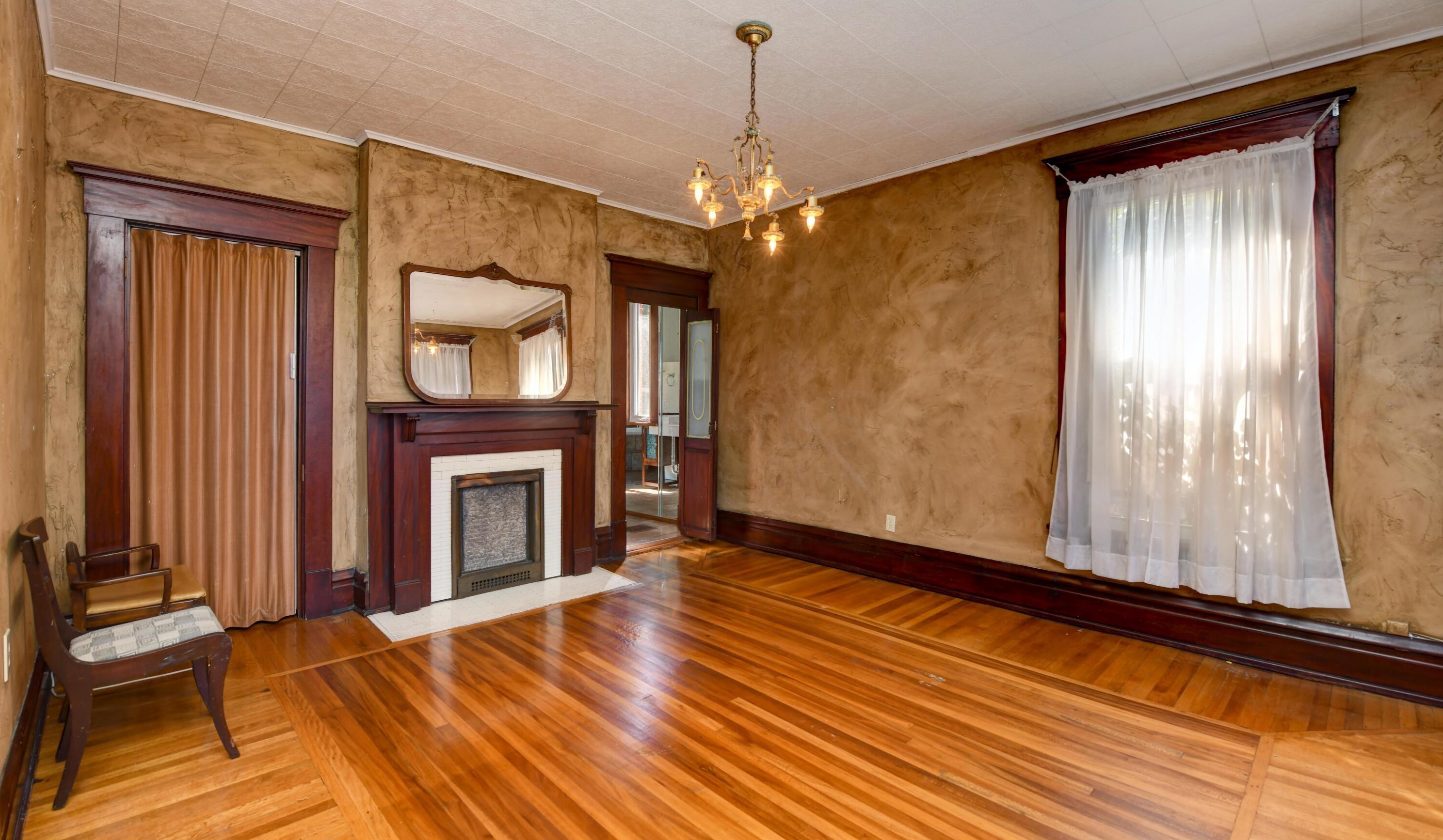 54 Woodland Ave, Columbus OH 43203-1279 exterior