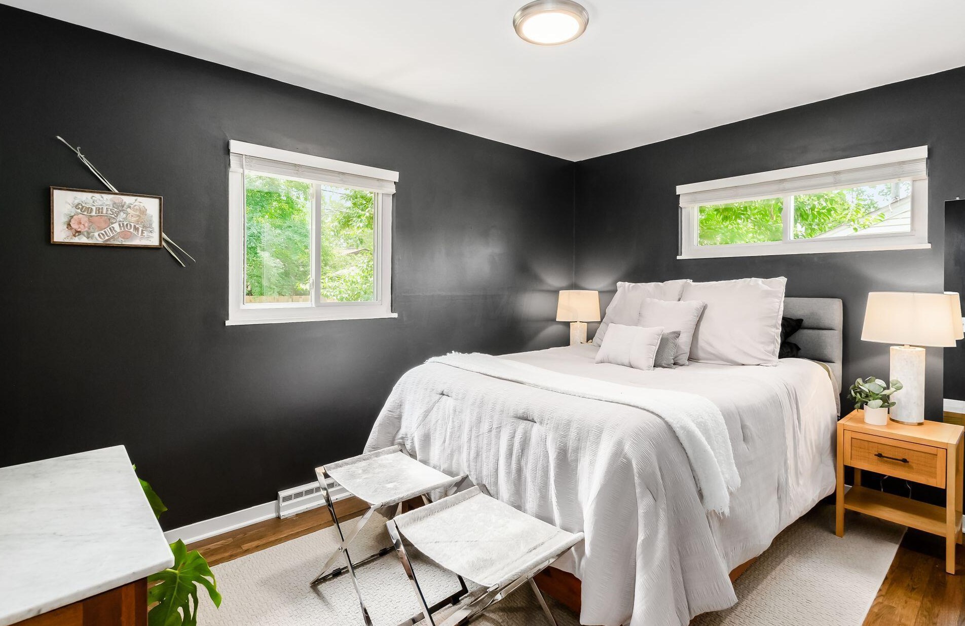 2643 Shrewsbury Rd, Columbus OH  43221-1124 exterior