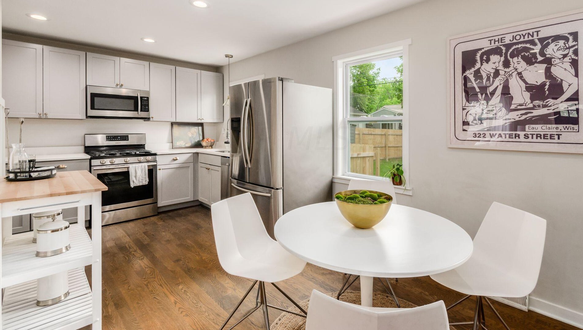 2643 Shrewsbury Rd, Columbus OH  43221-1124 exterior