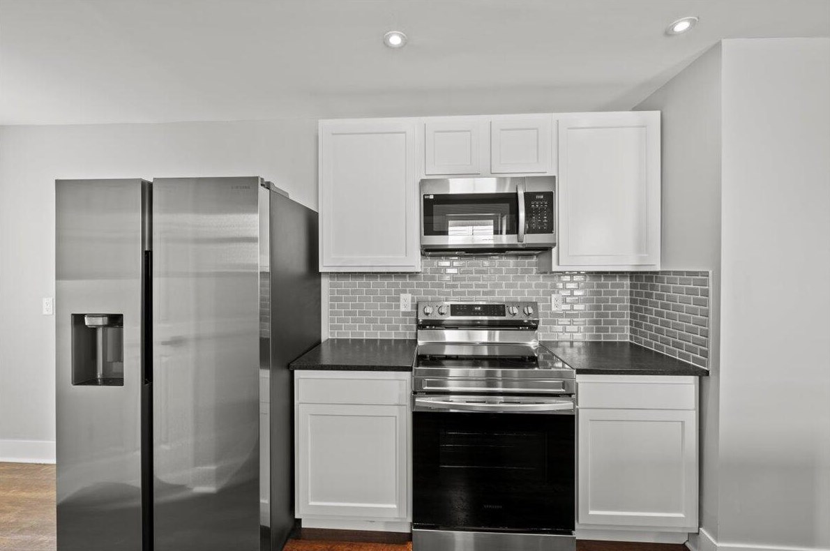 1254 Ohio Ave, Columbus OH 43206-3040 exterior