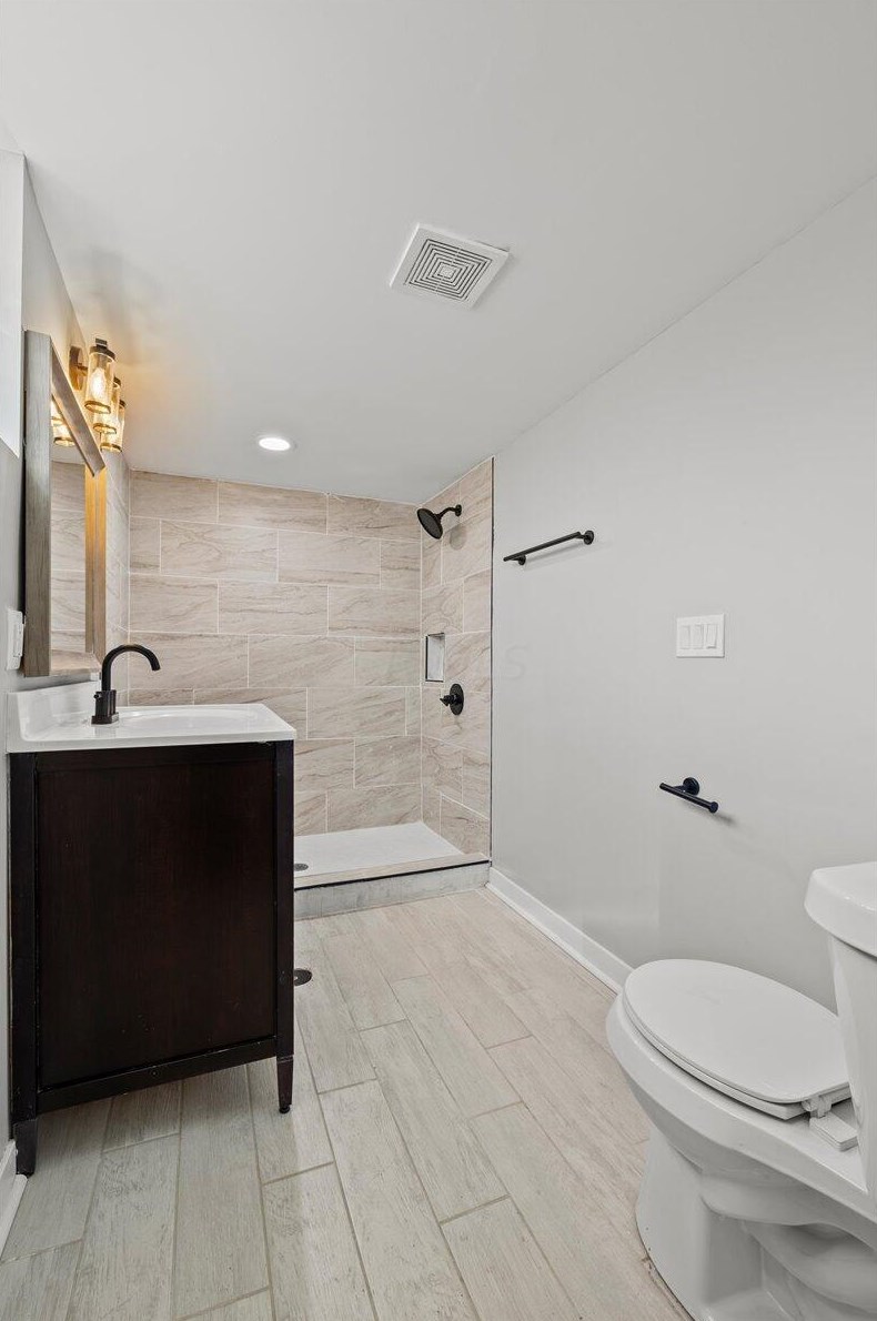 1254 Ohio Ave, Columbus OH 43206-3040 exterior