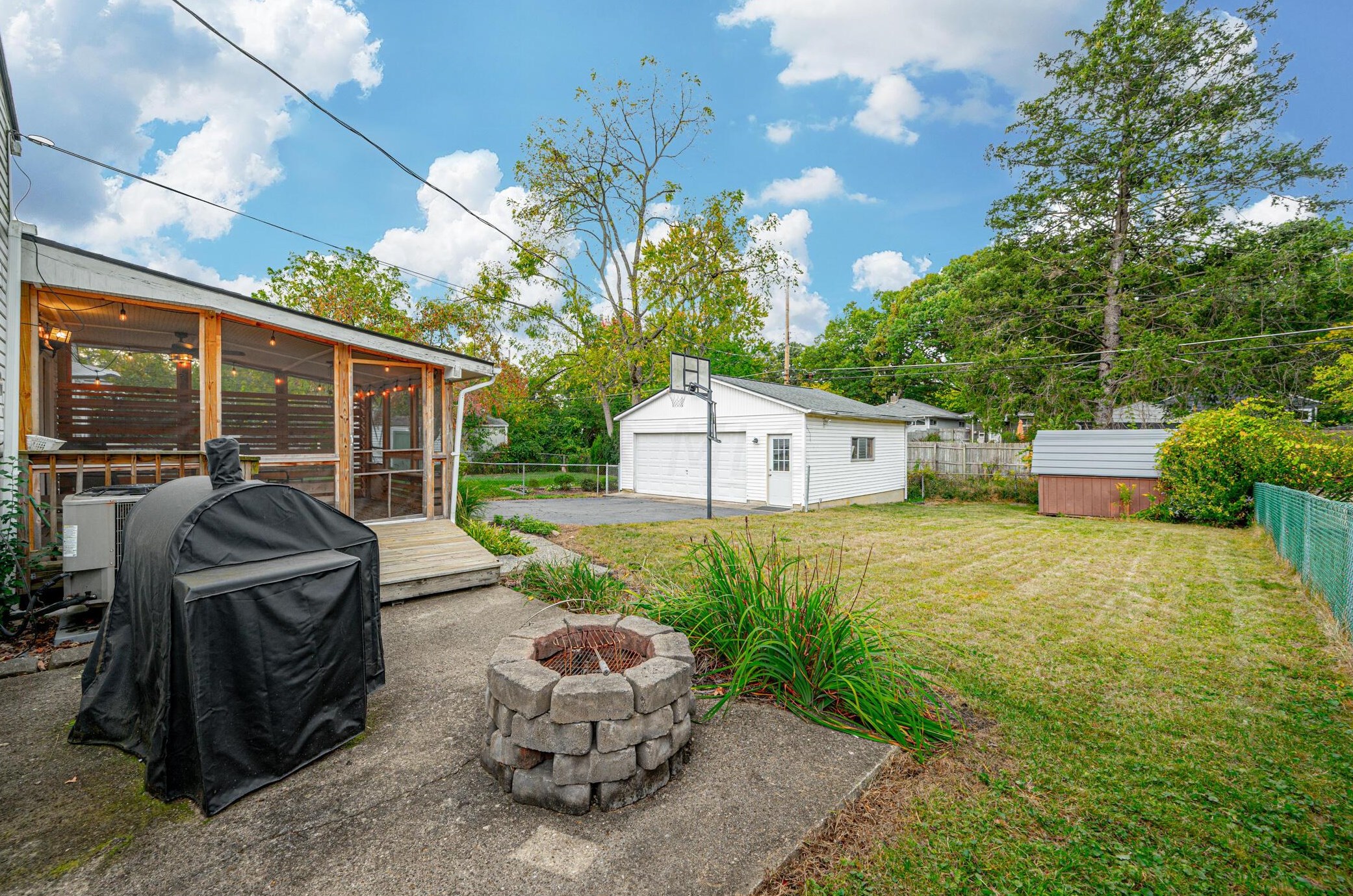 480 Lincoln Ave, Columbus OH  43214-1338 exterior