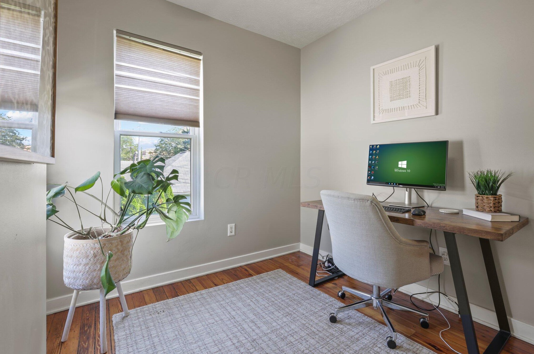 1094 Highland St, Columbus OH 43201-3277 exterior