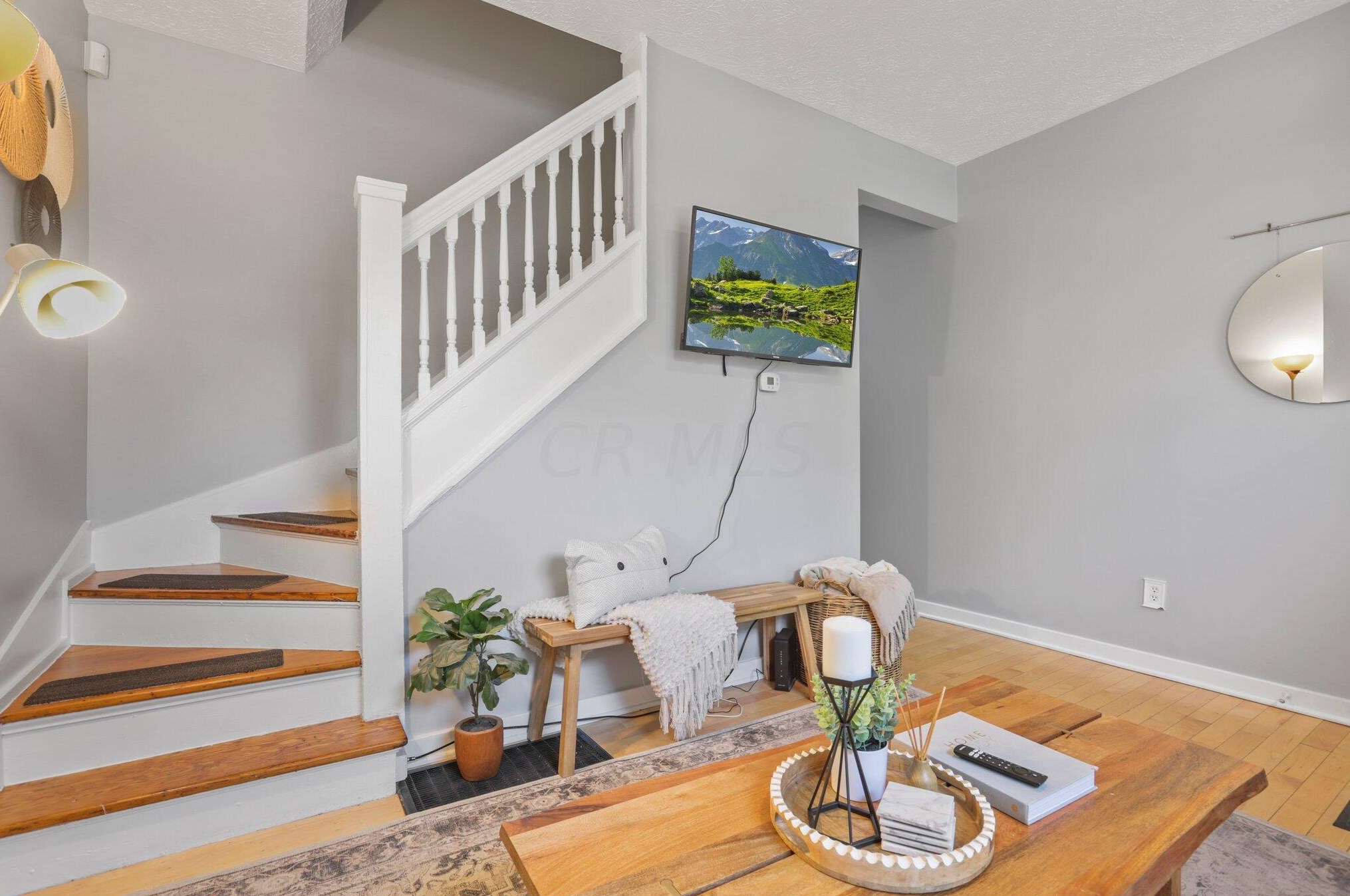 1094 Highland St, Columbus OH 43201-3277 exterior