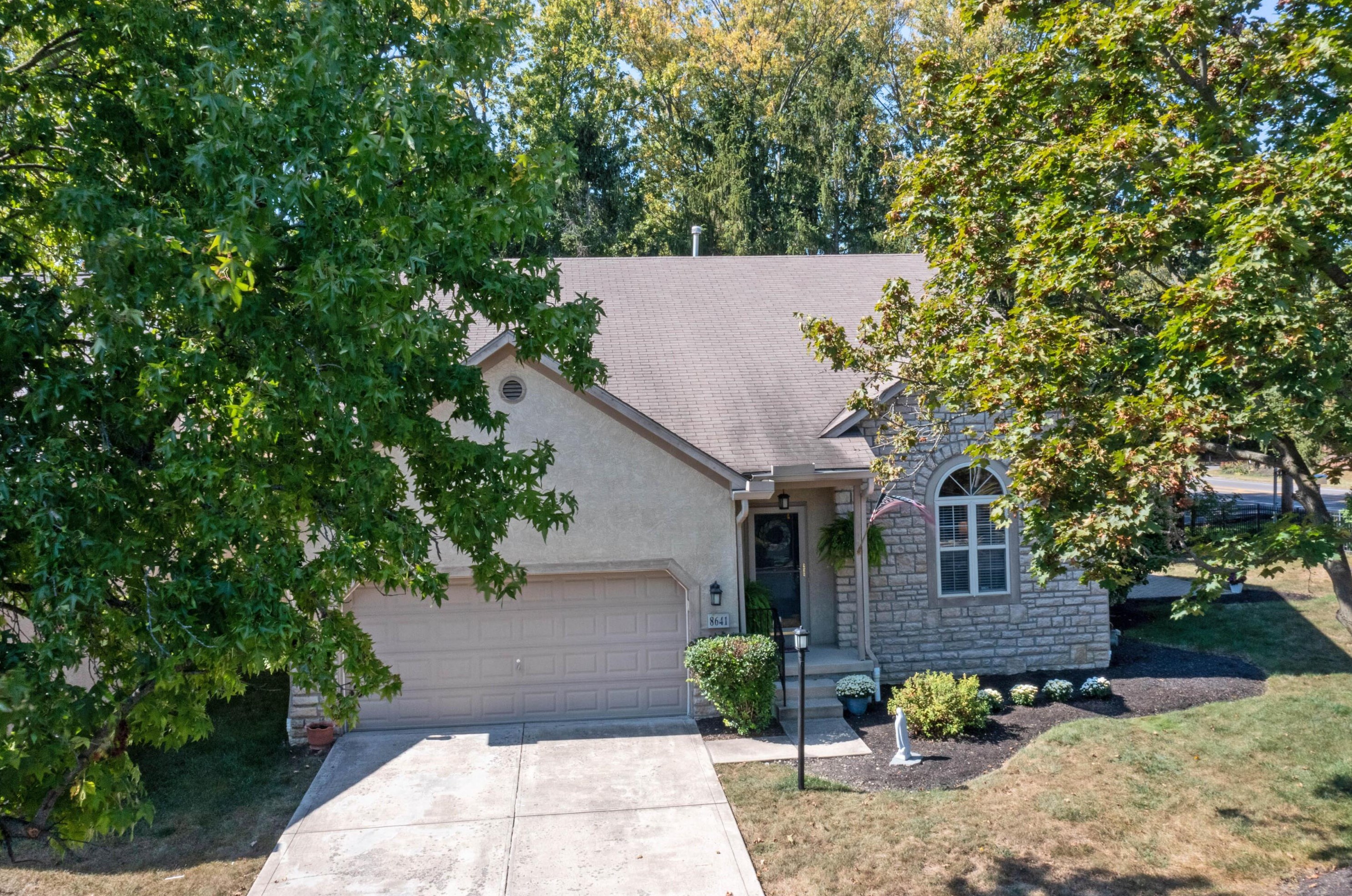 8641 Libra Rd, Dublin OH  43016-9022 exterior