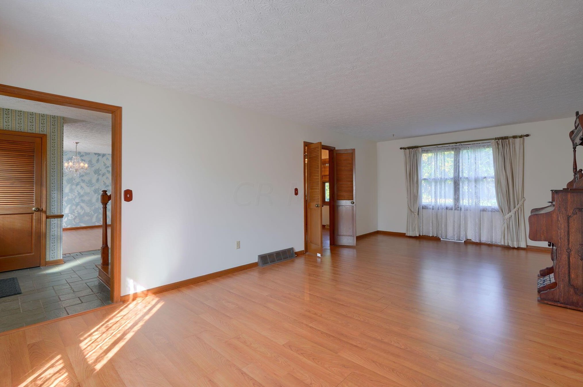 13668 Stonehenge Cir, Pickerington OH  43147-9717 exterior