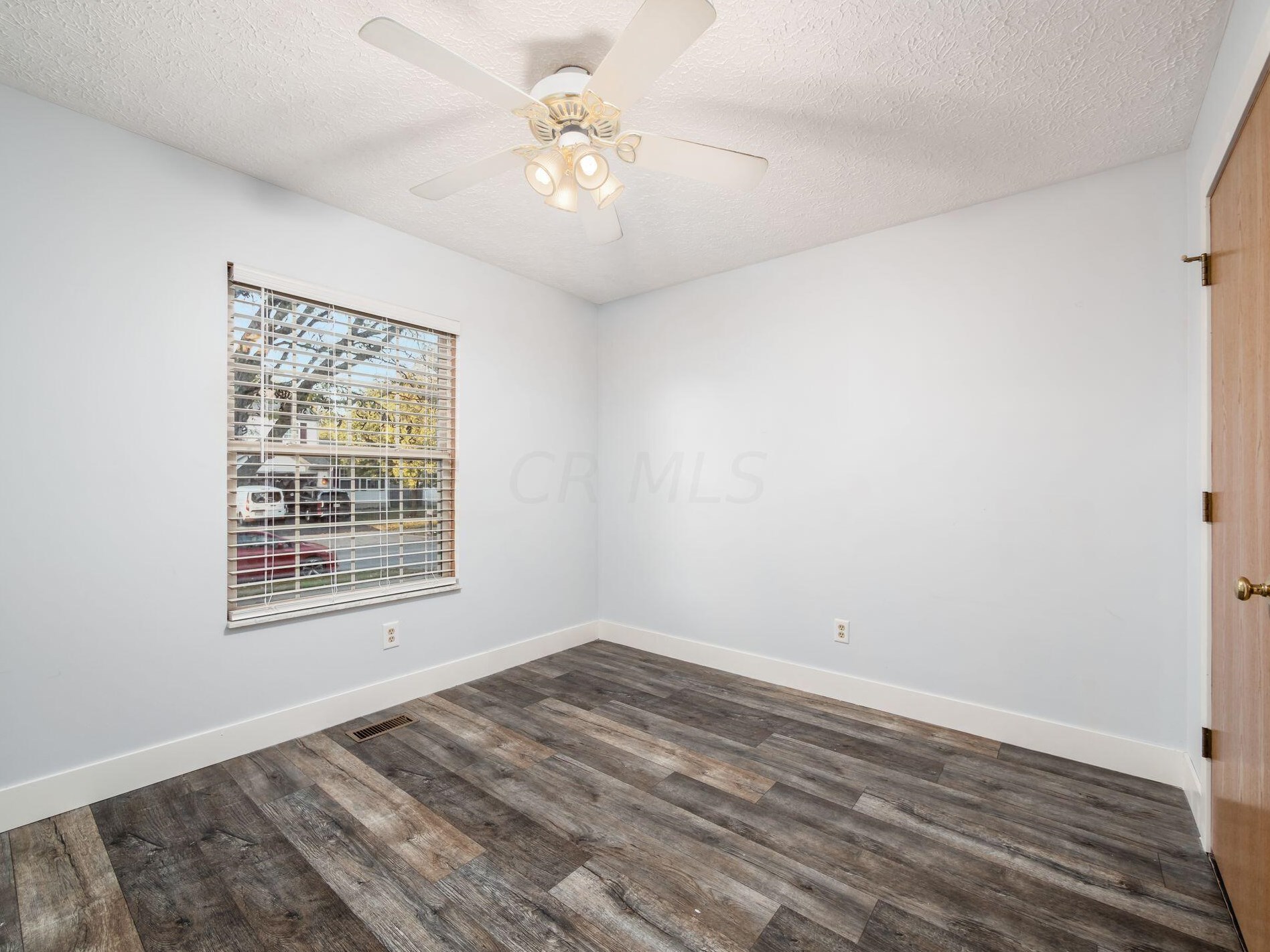 2959 Ironstone Dr, Columbus OH 43231-8811 exterior