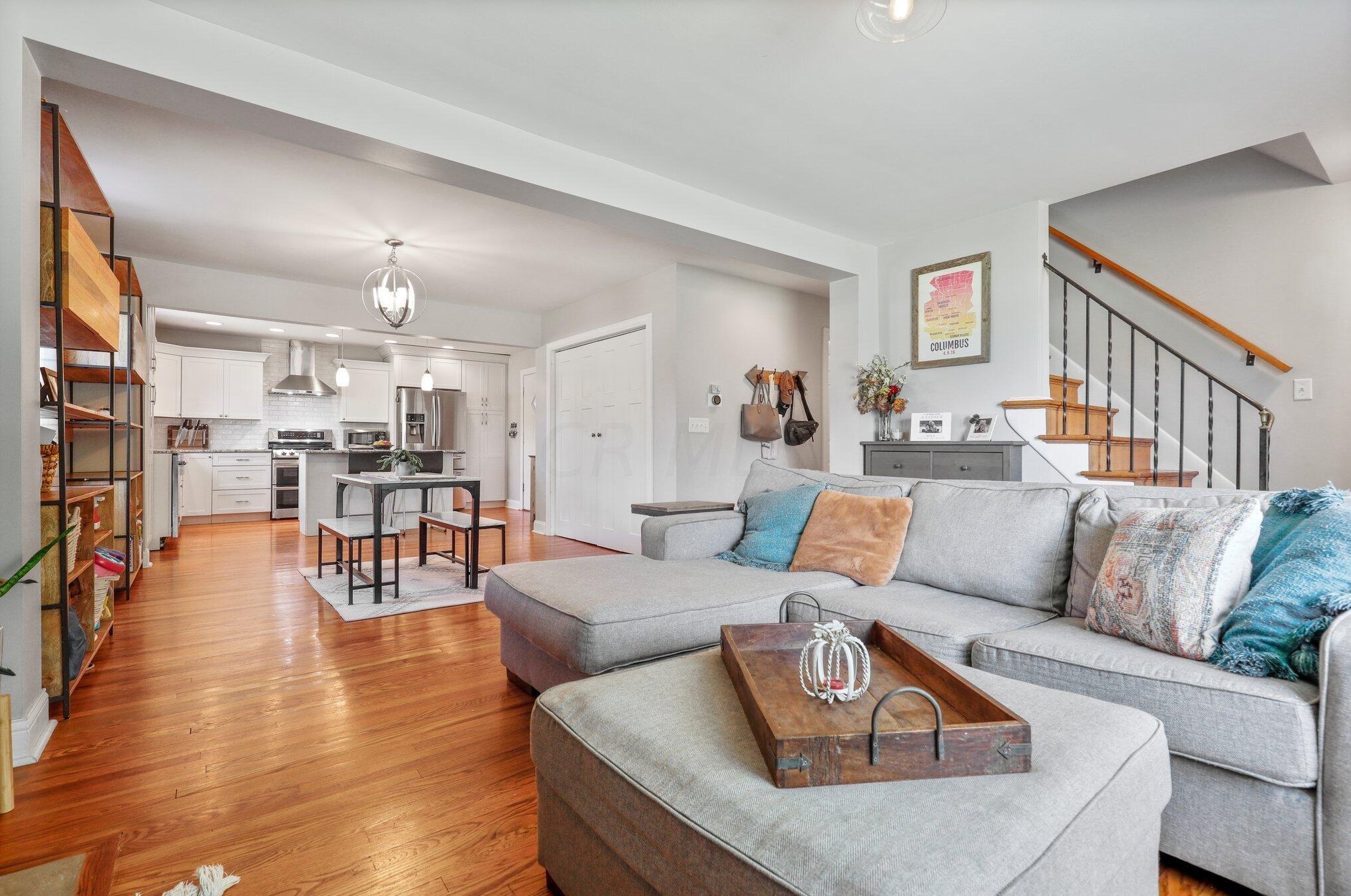 8200 Flint Rd, Columbus OH  43235-6411 exterior