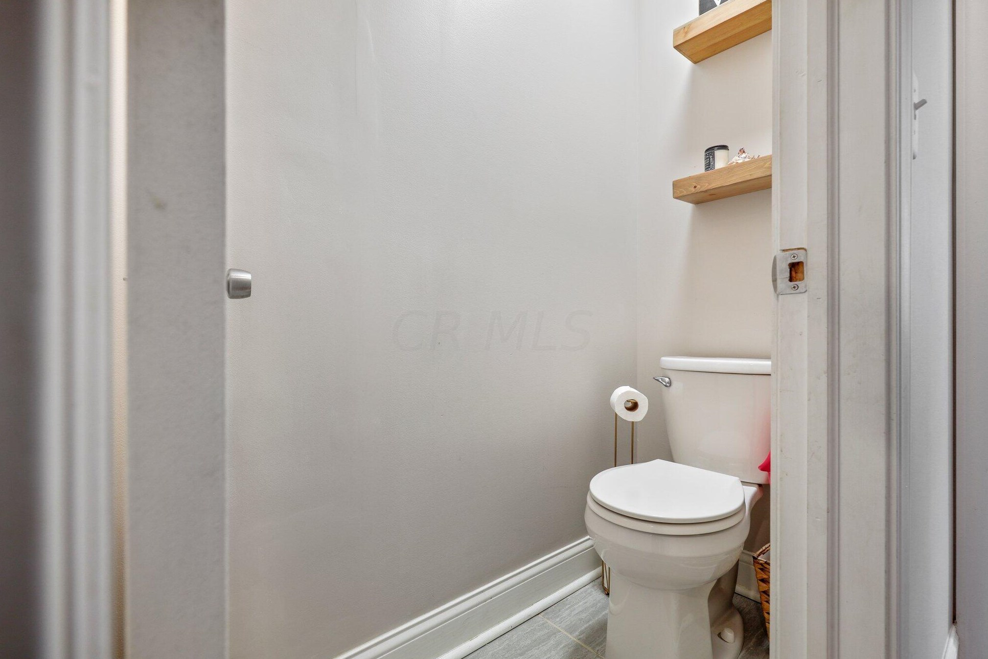 8200 Flint Rd, Columbus OH  43235-6411 exterior