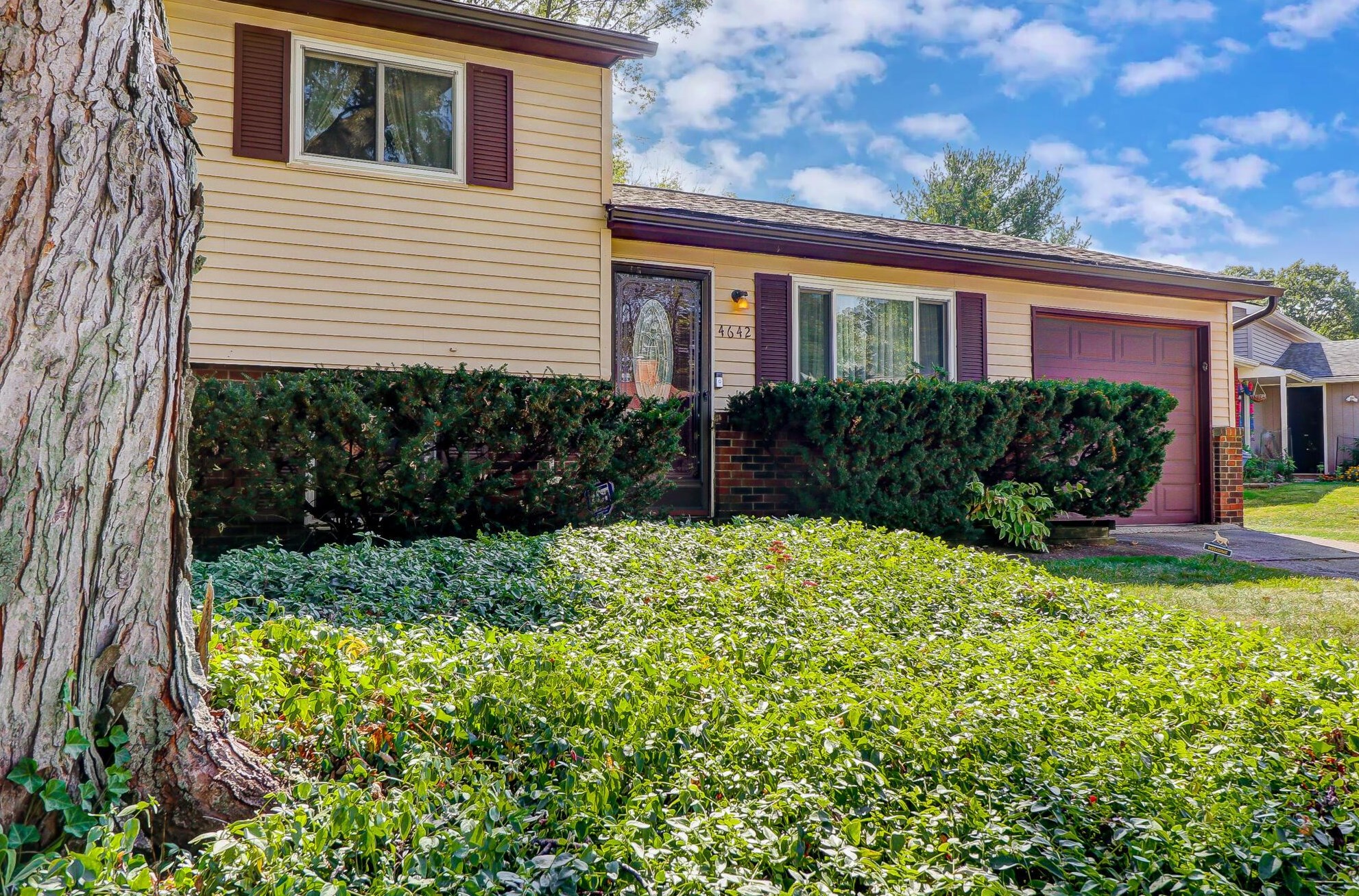 4642 Glenhaven Dr, Columbus OH 43231-5950 exterior