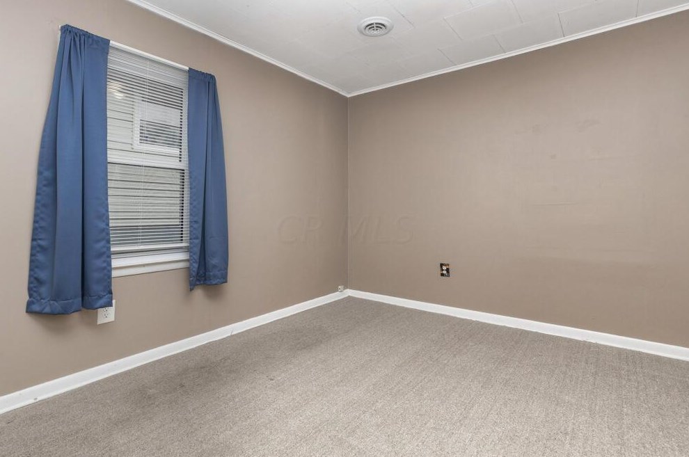 520 Westview Dr, Lancaster OH 43130-2880 exterior