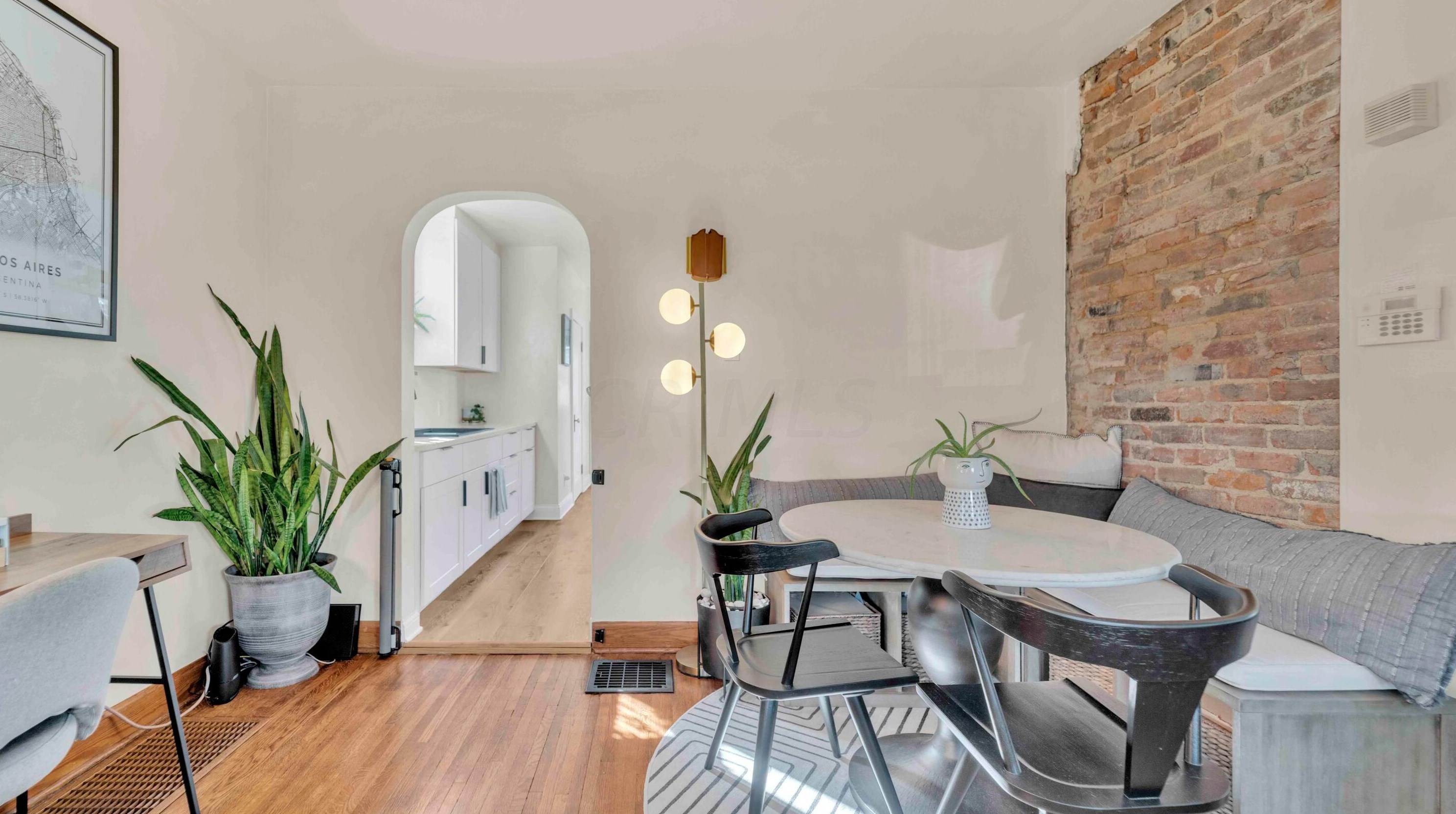 301 Markison Ave, Columbus OH 43207-1833 exterior