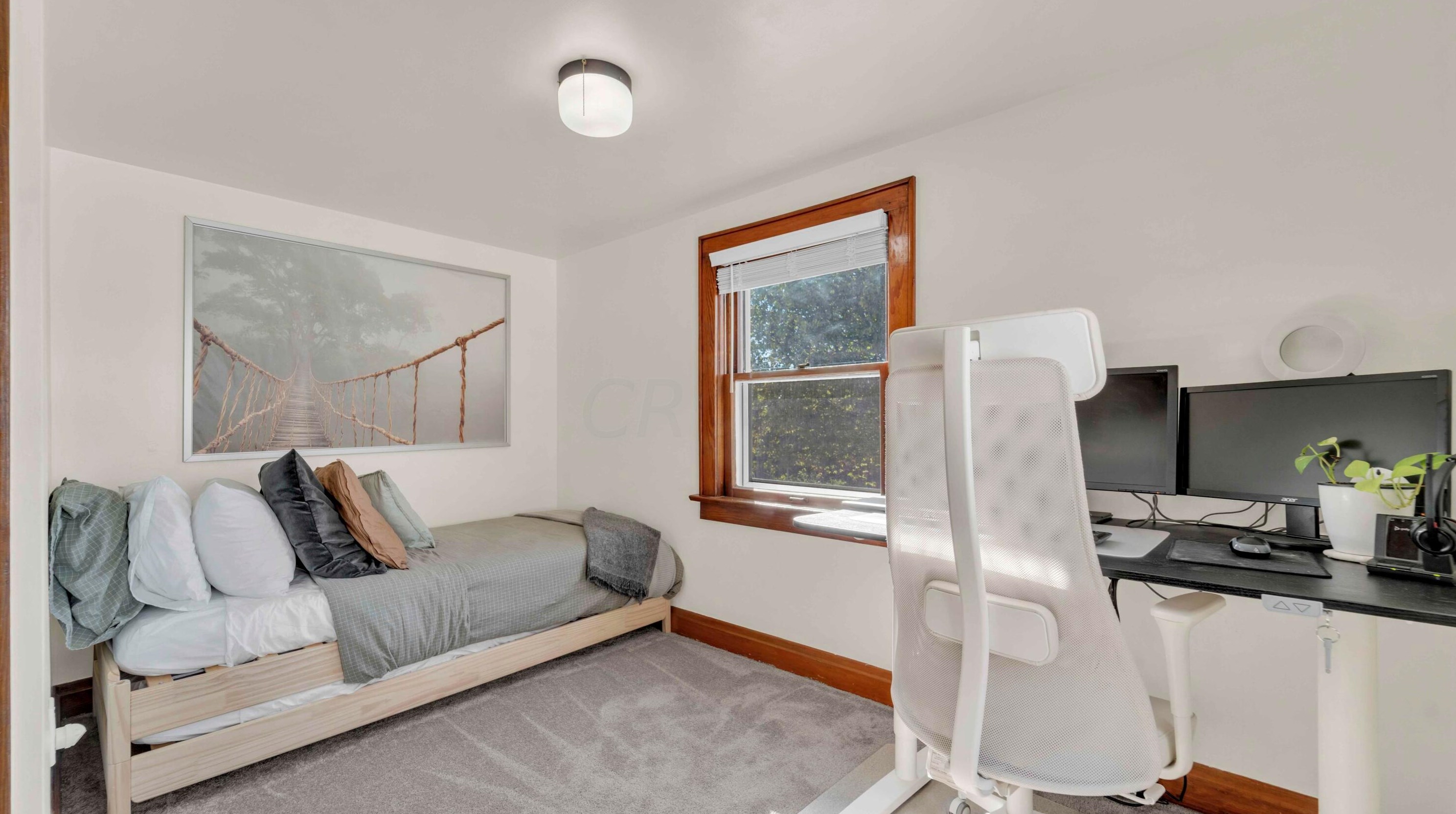 301 Markison Ave, Columbus OH 43207-1833 exterior