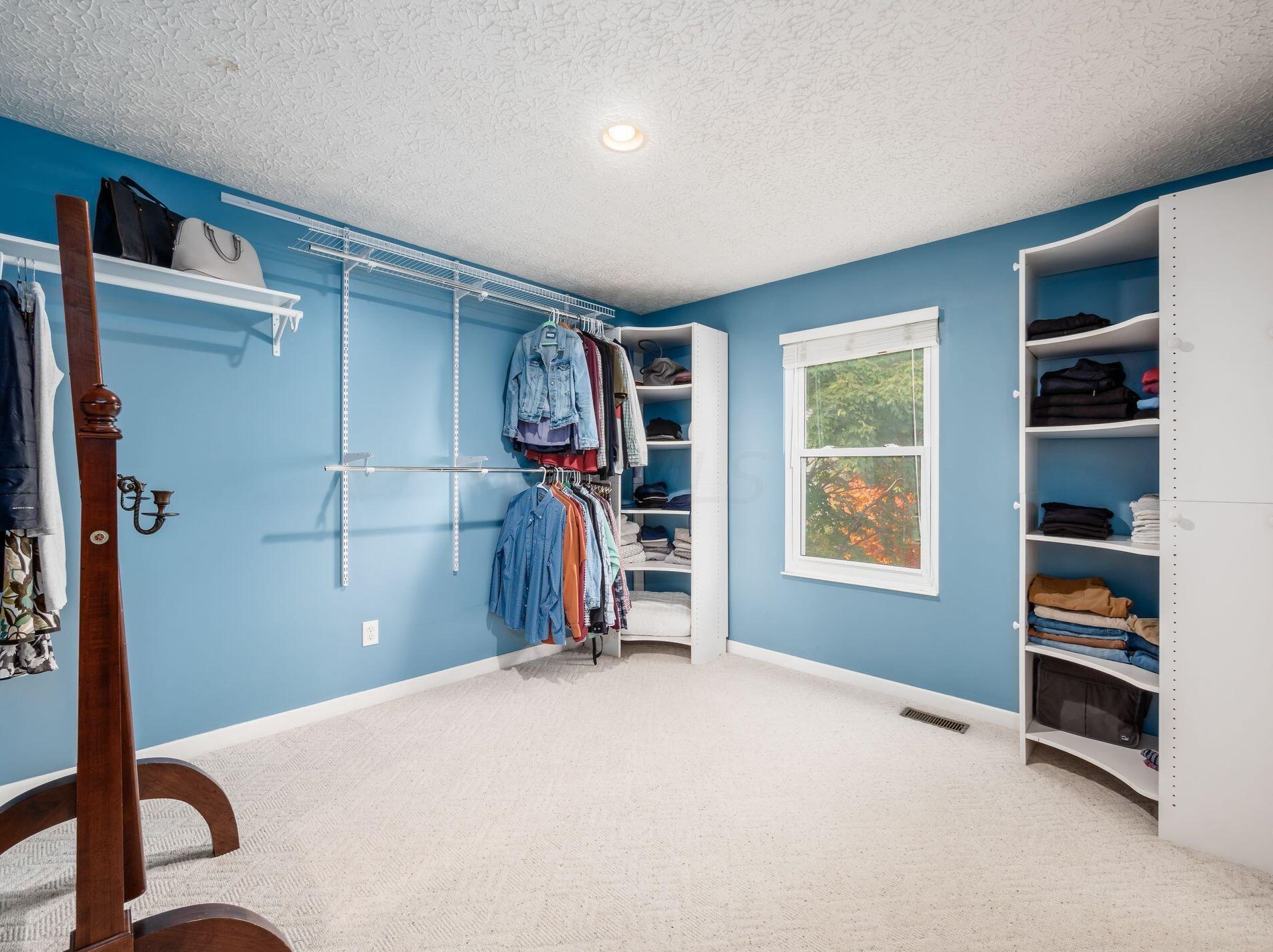 5644 Jennybrook Ln, Hilliard OH  43026-7756 exterior