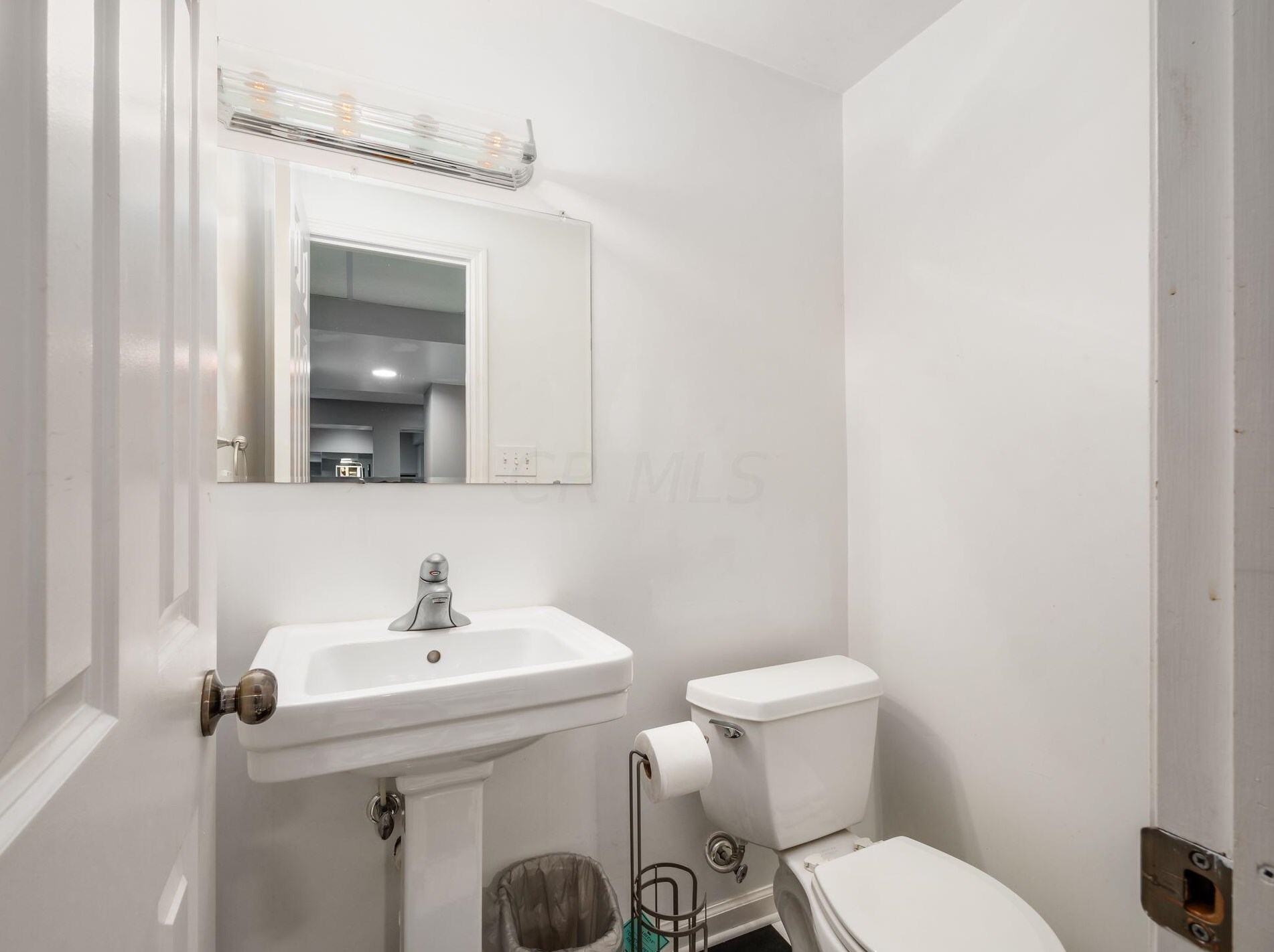 5644 Jennybrook Ln, Hilliard OH  43026-7756 exterior