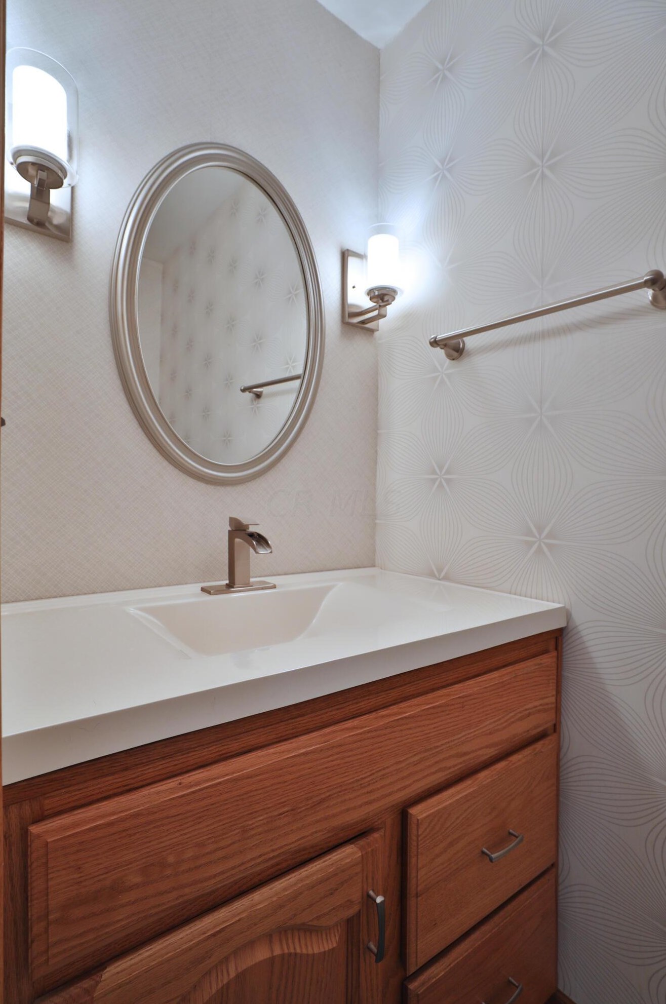 1606 Scottsdale Ave, Columbus OH 43235-2519 exterior