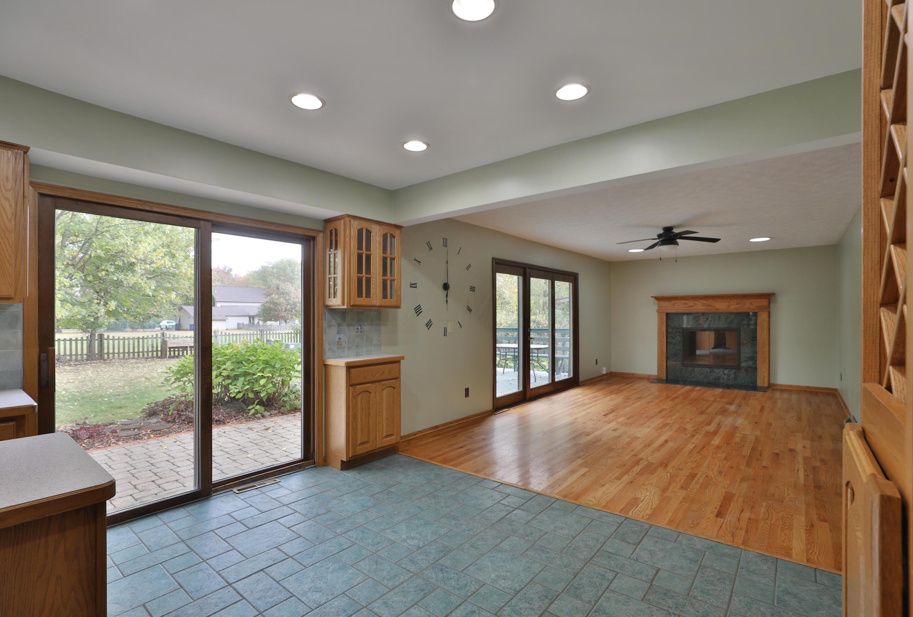 1606 Scottsdale Ave, Columbus OH 43235-2519 exterior