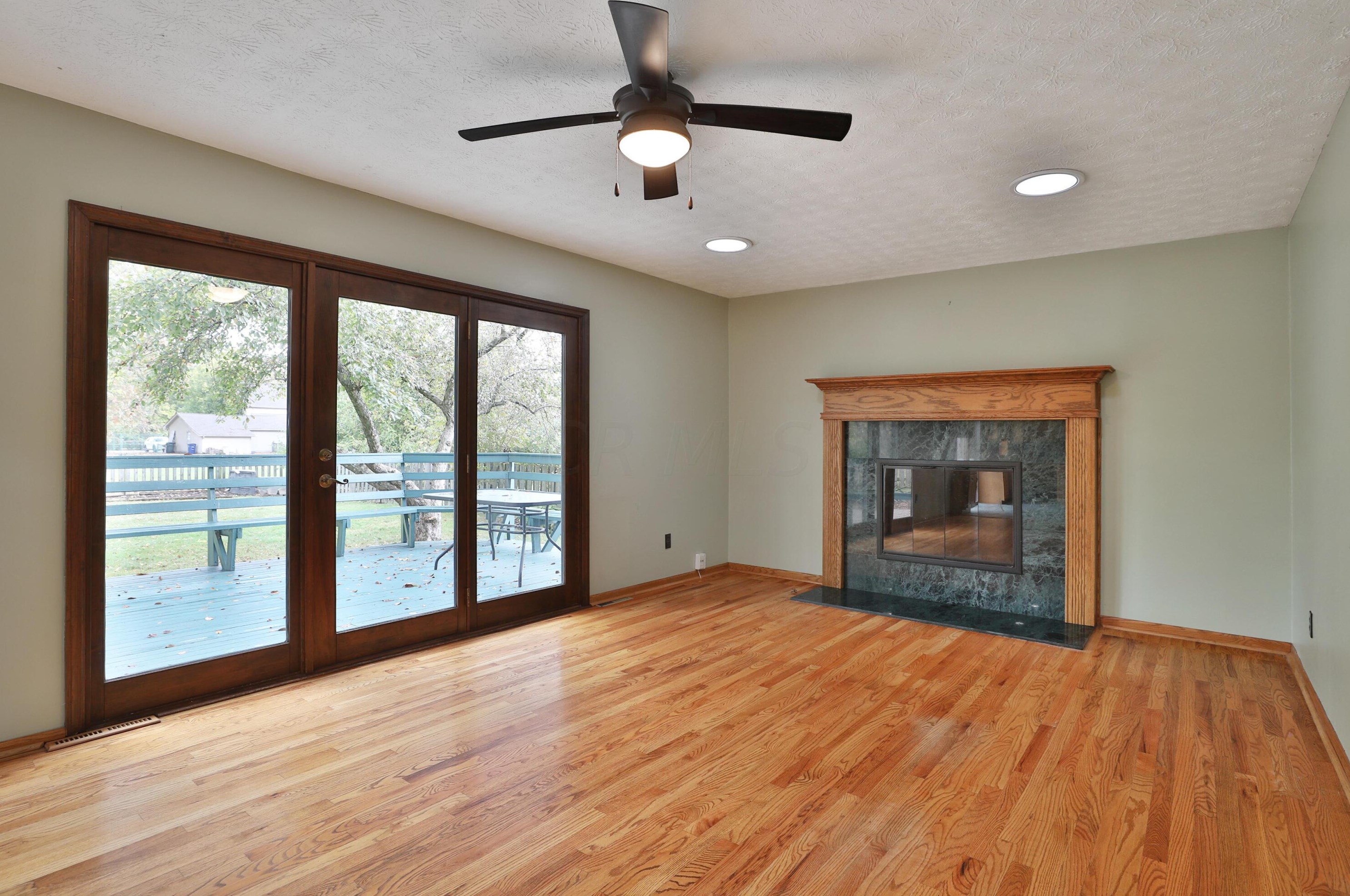 1606 Scottsdale Ave, Columbus OH 43235-2519 exterior