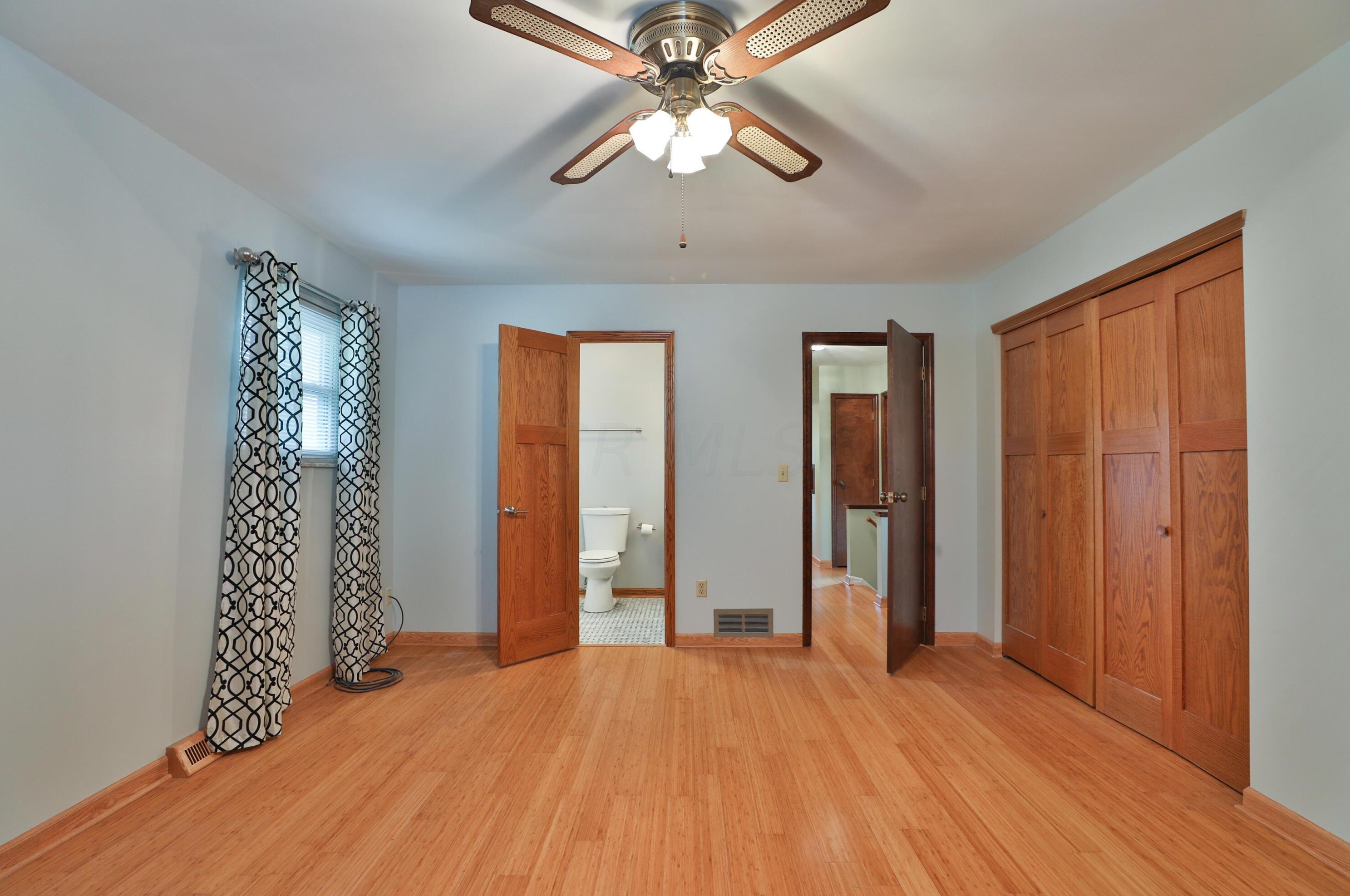 1606 Scottsdale Ave, Columbus OH 43235-2519 exterior