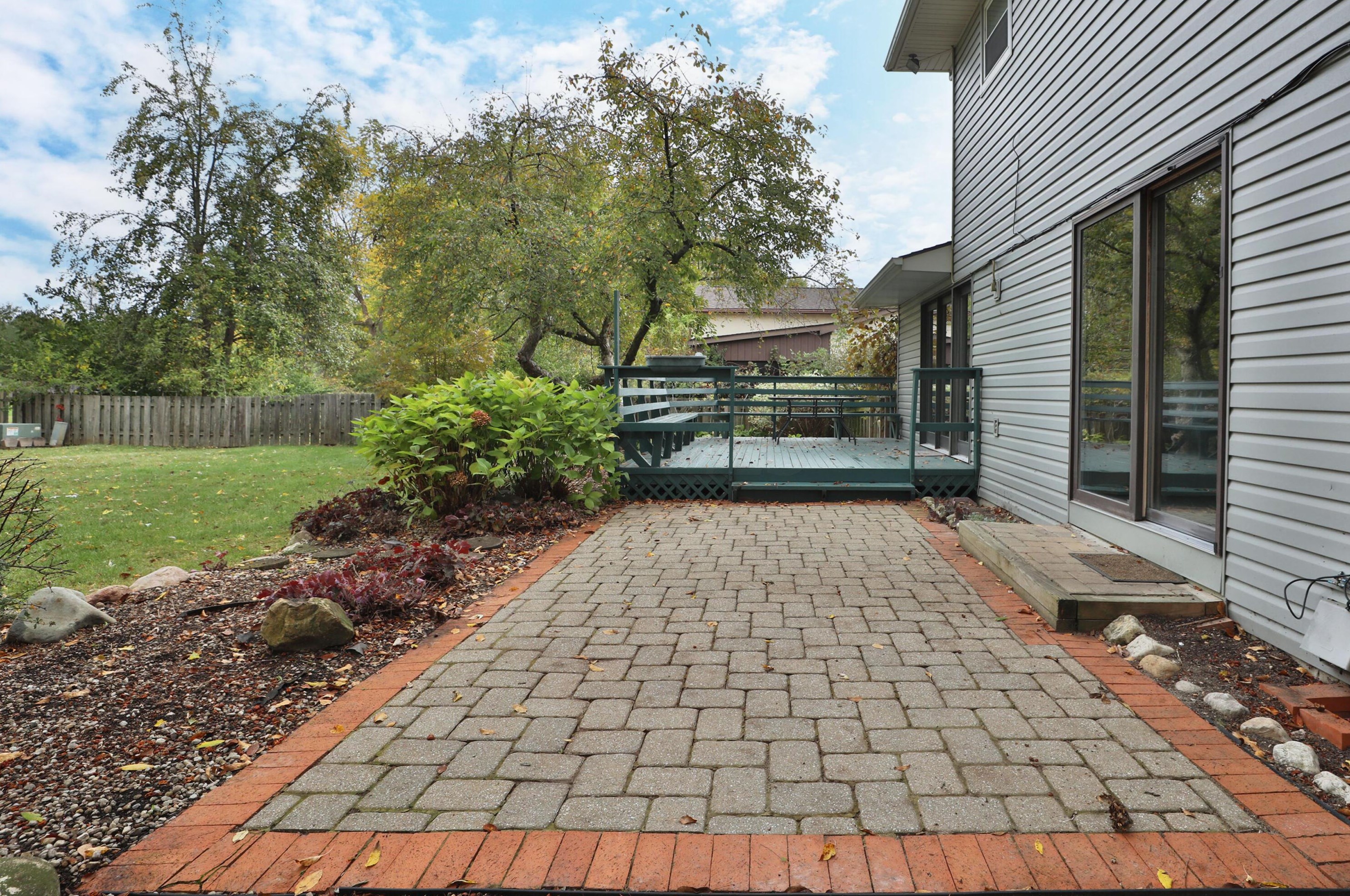 1606 Scottsdale Ave, Columbus OH 43235-2519 exterior