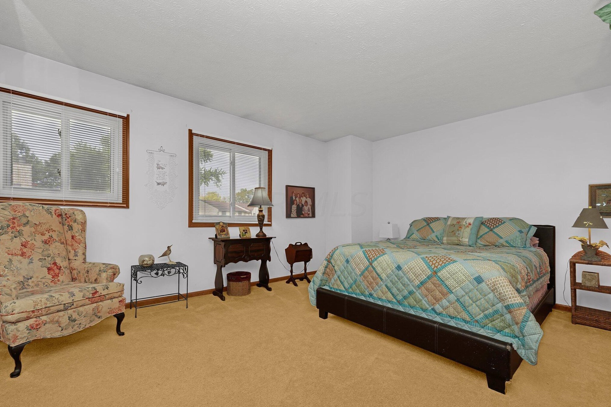 5280 Wood Run Blvd, Columbus OH 43220-7305 exterior