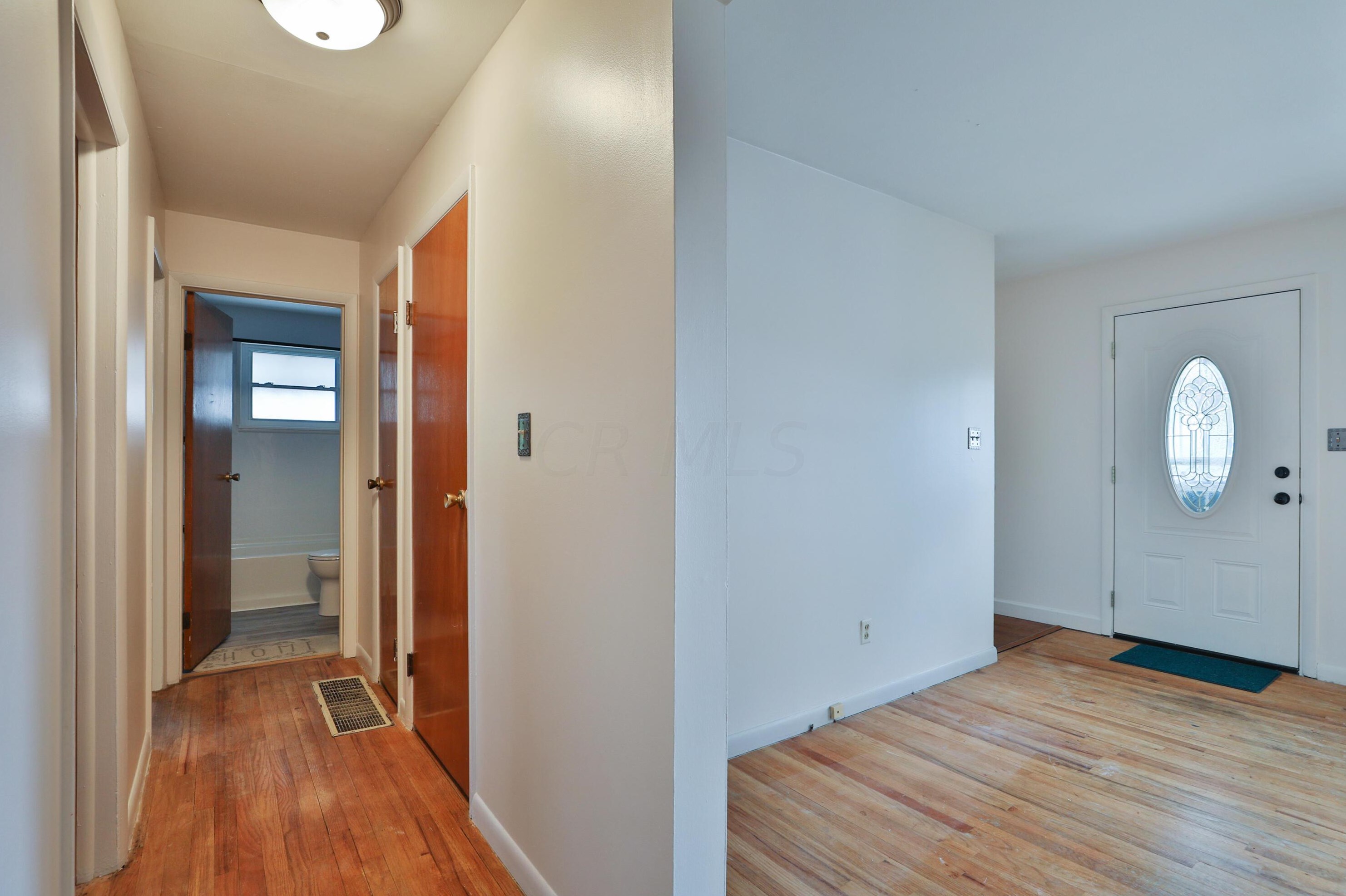 127 Cullman Rd, Columbus OH  43207-3020 exterior