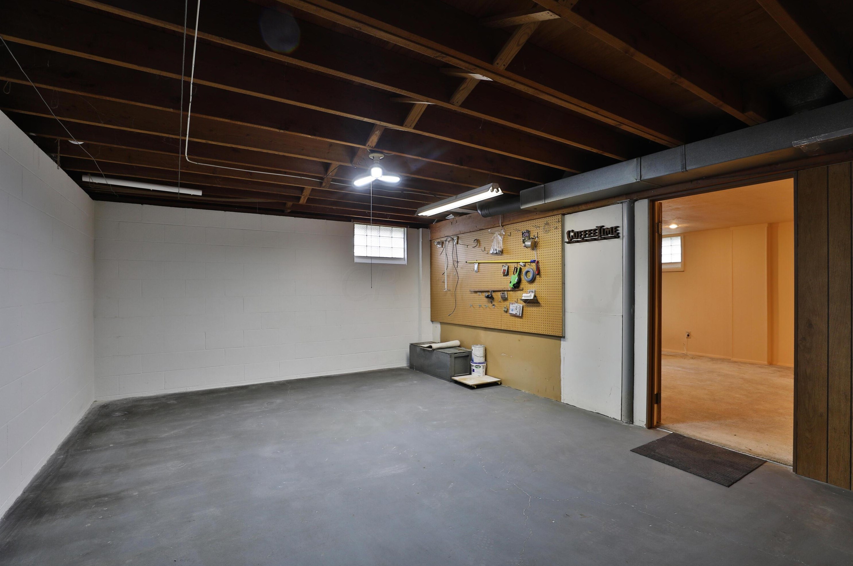 127 Cullman Rd, Columbus OH  43207-3020 exterior