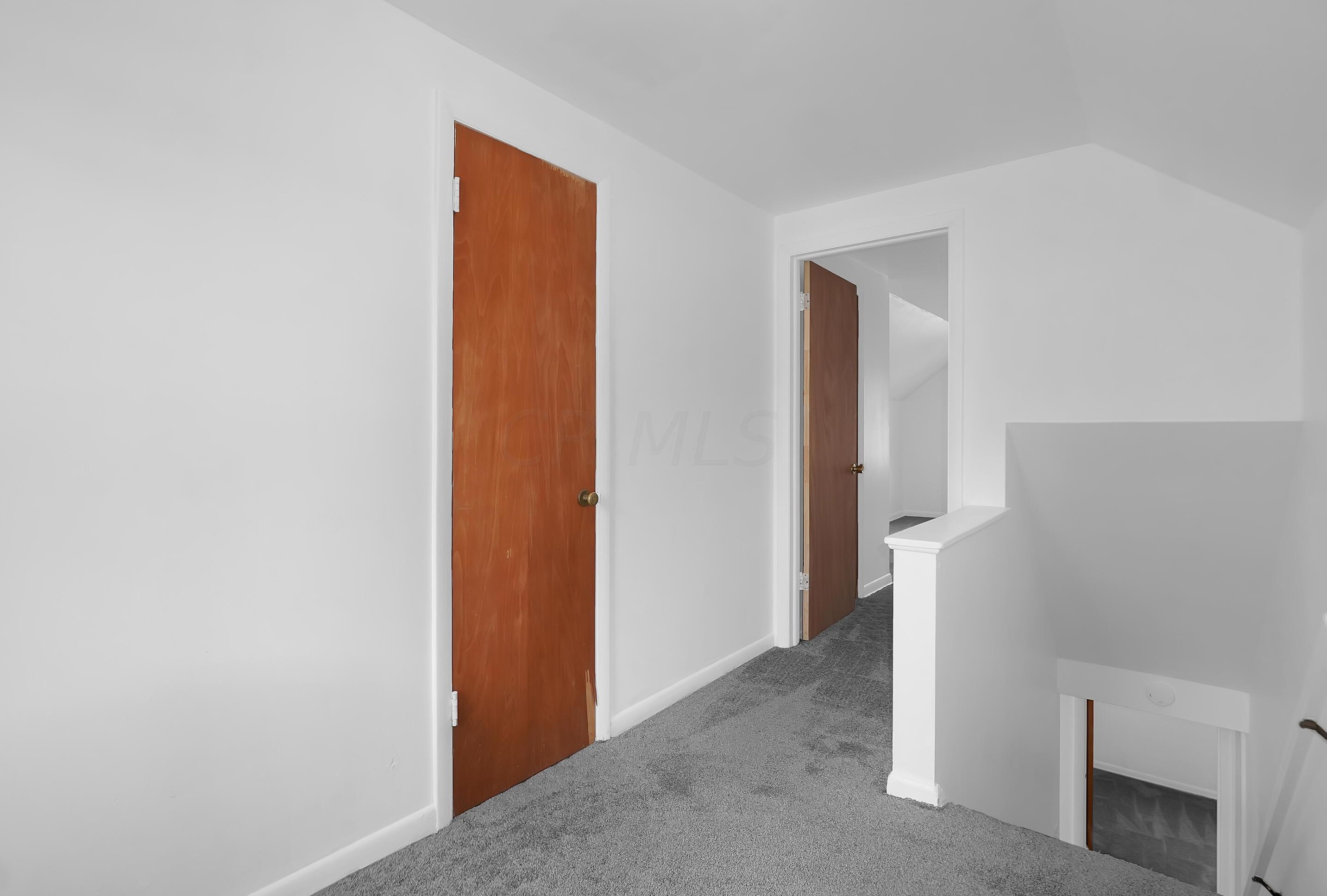 3760 Eisenhower Rd, Columbus OH  43224-2628 exterior