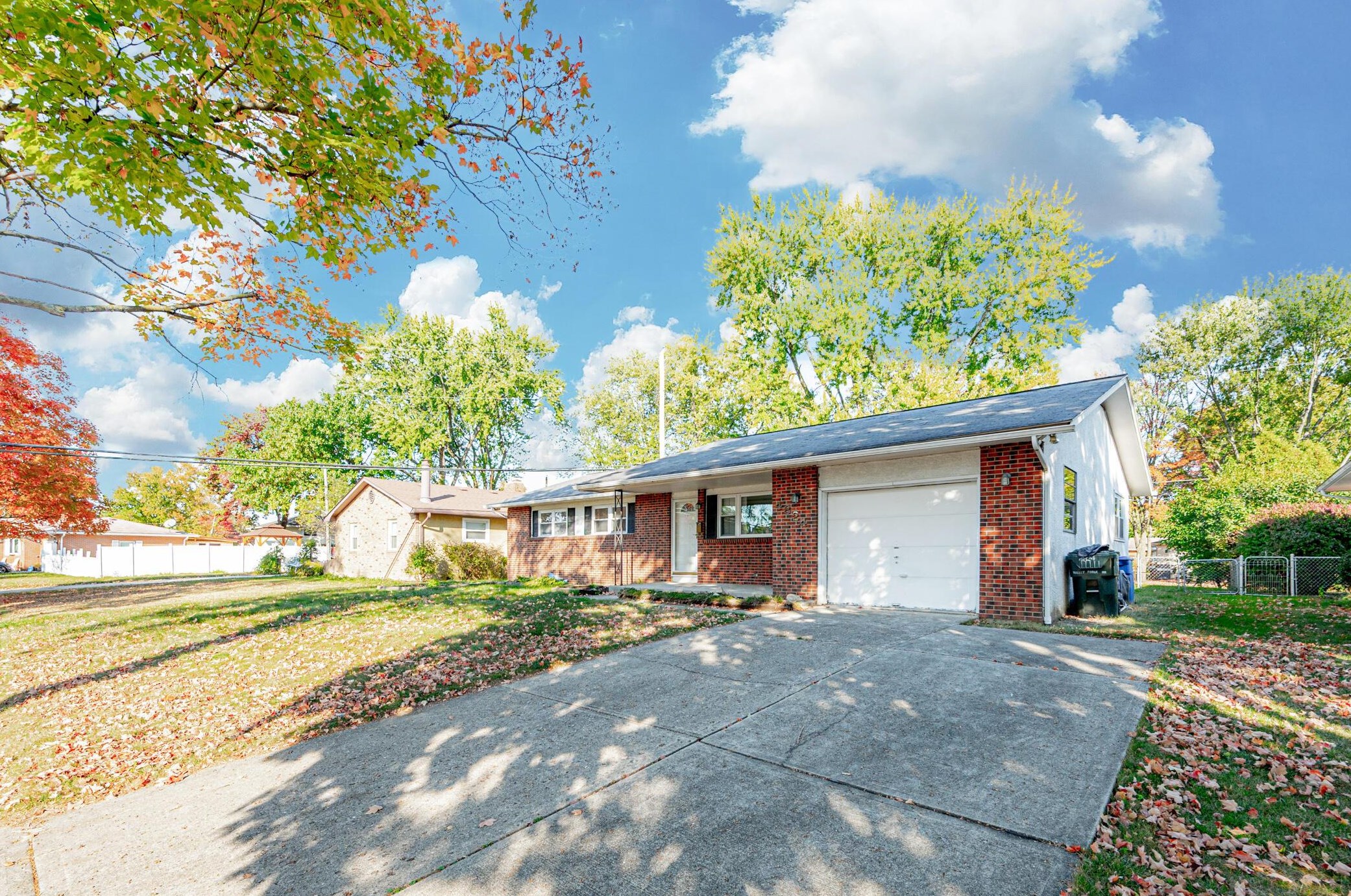 4824 Valley Forge Dr, Columbus OH  43229-6452 exterior