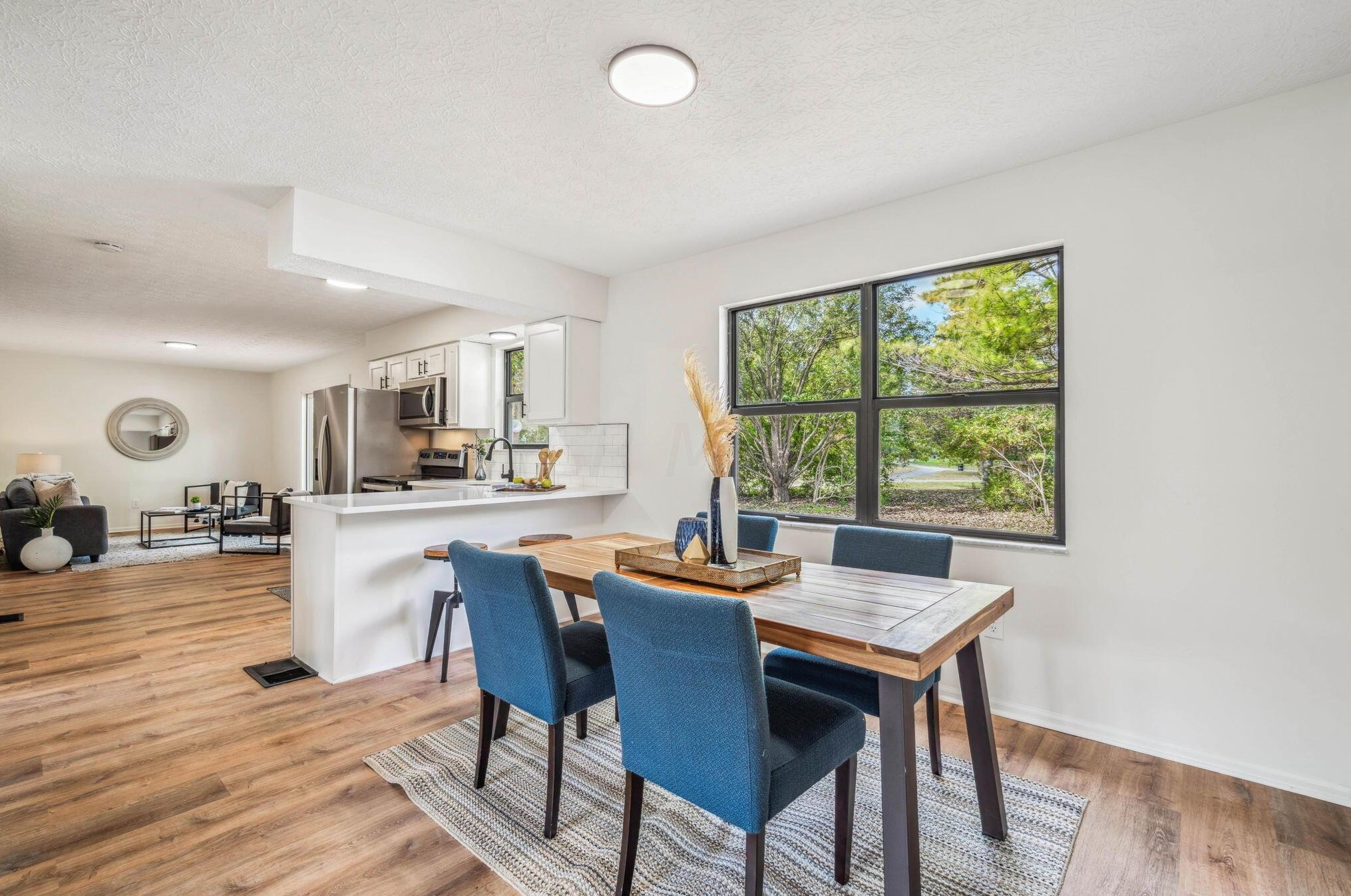 3784 Heatherglen Dr, Columbus OH 43221-5816 exterior