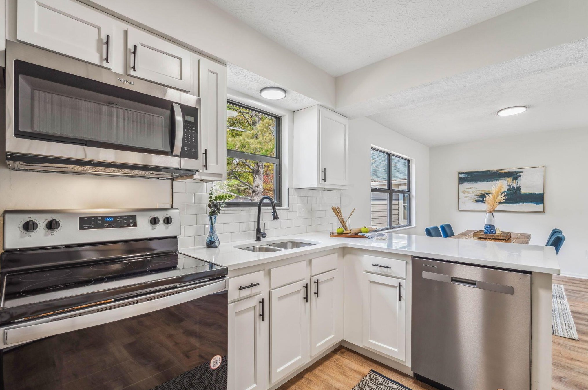 3784 Heatherglen Dr, Columbus OH 43221-5816 exterior