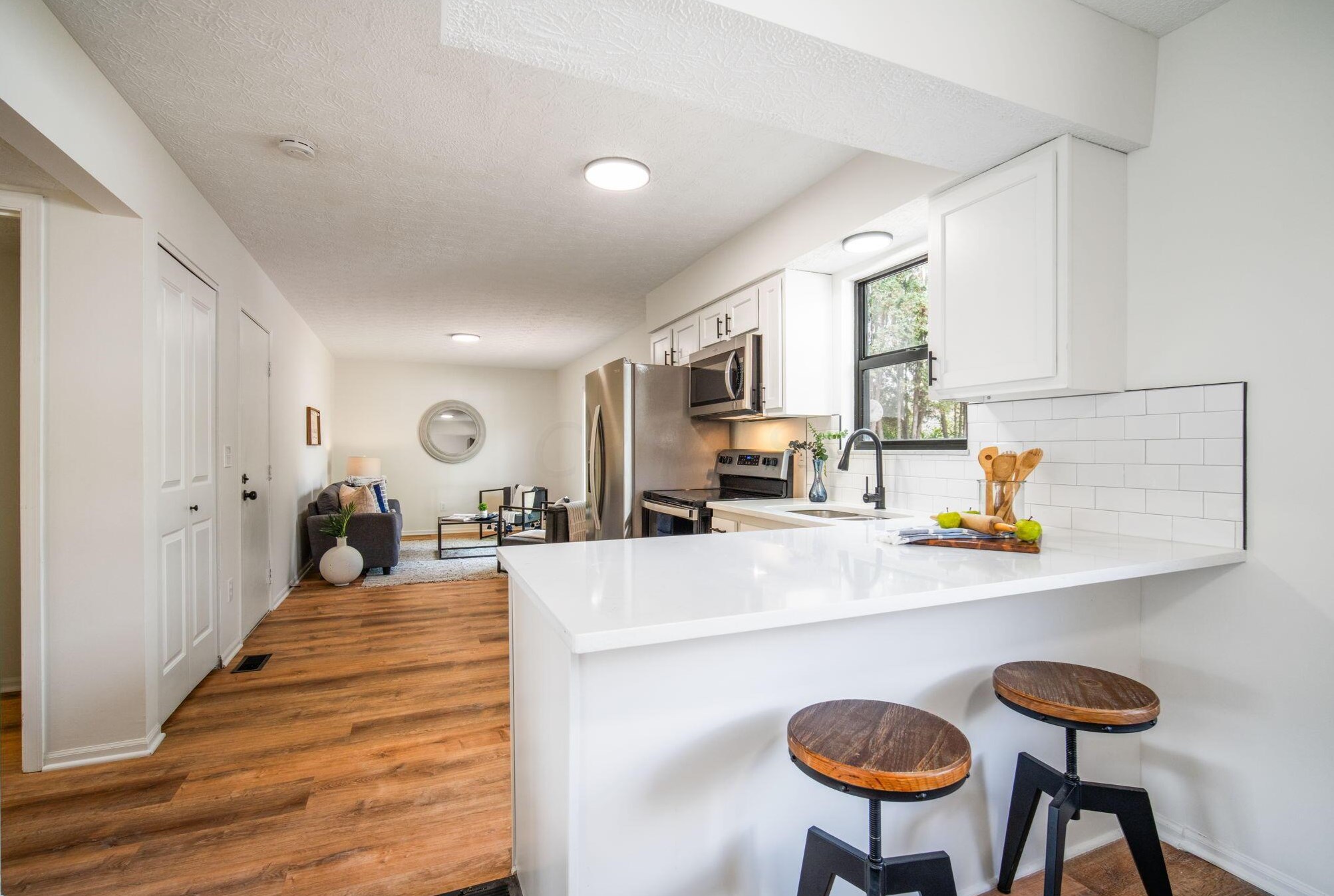 3784 Heatherglen Dr, Columbus OH 43221-5816 exterior