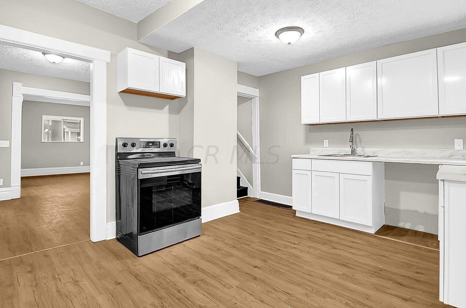 201 Yale Ave, Columbus OH  43222-2301 exterior